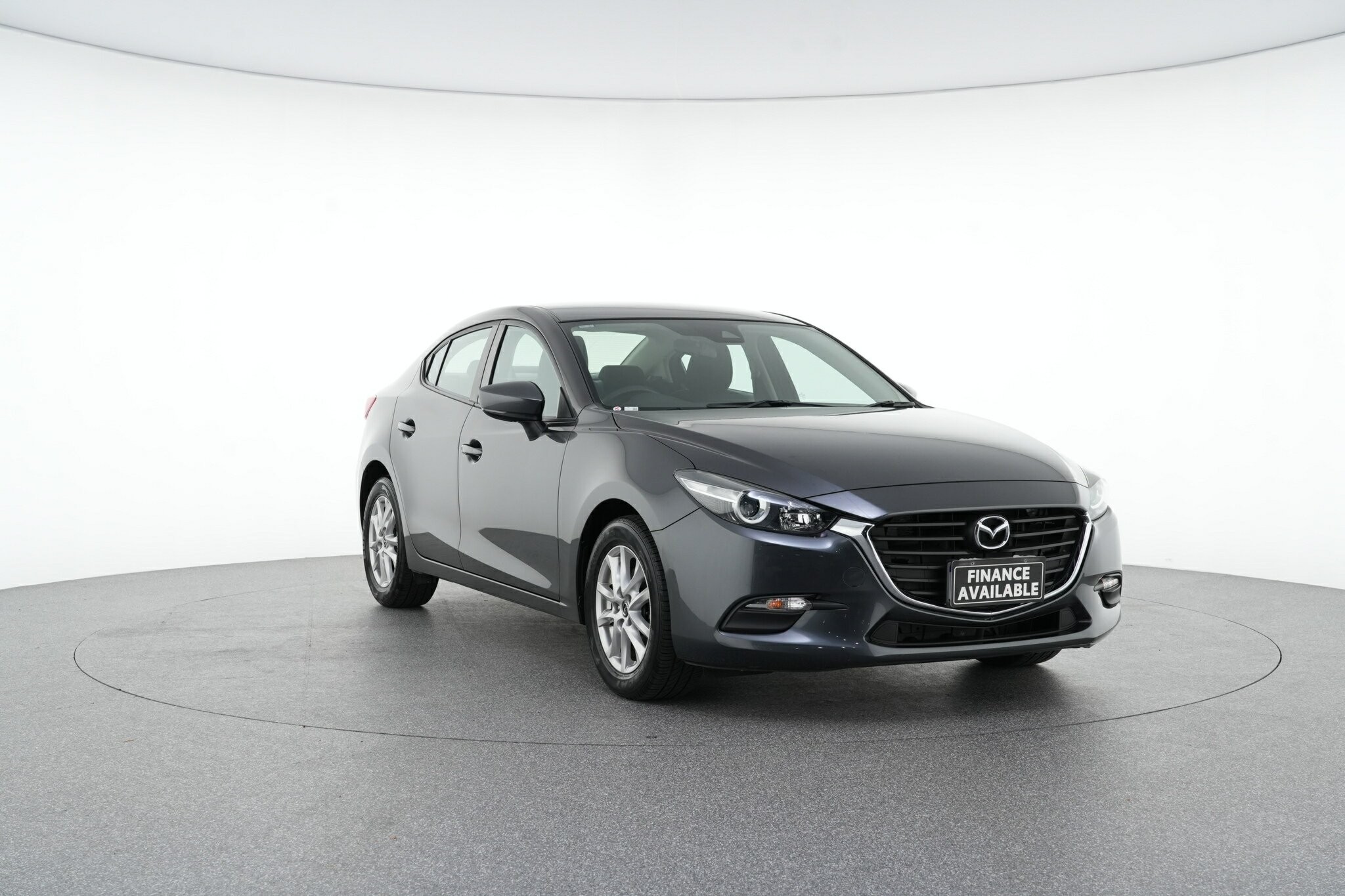 Mazda 3 image 3