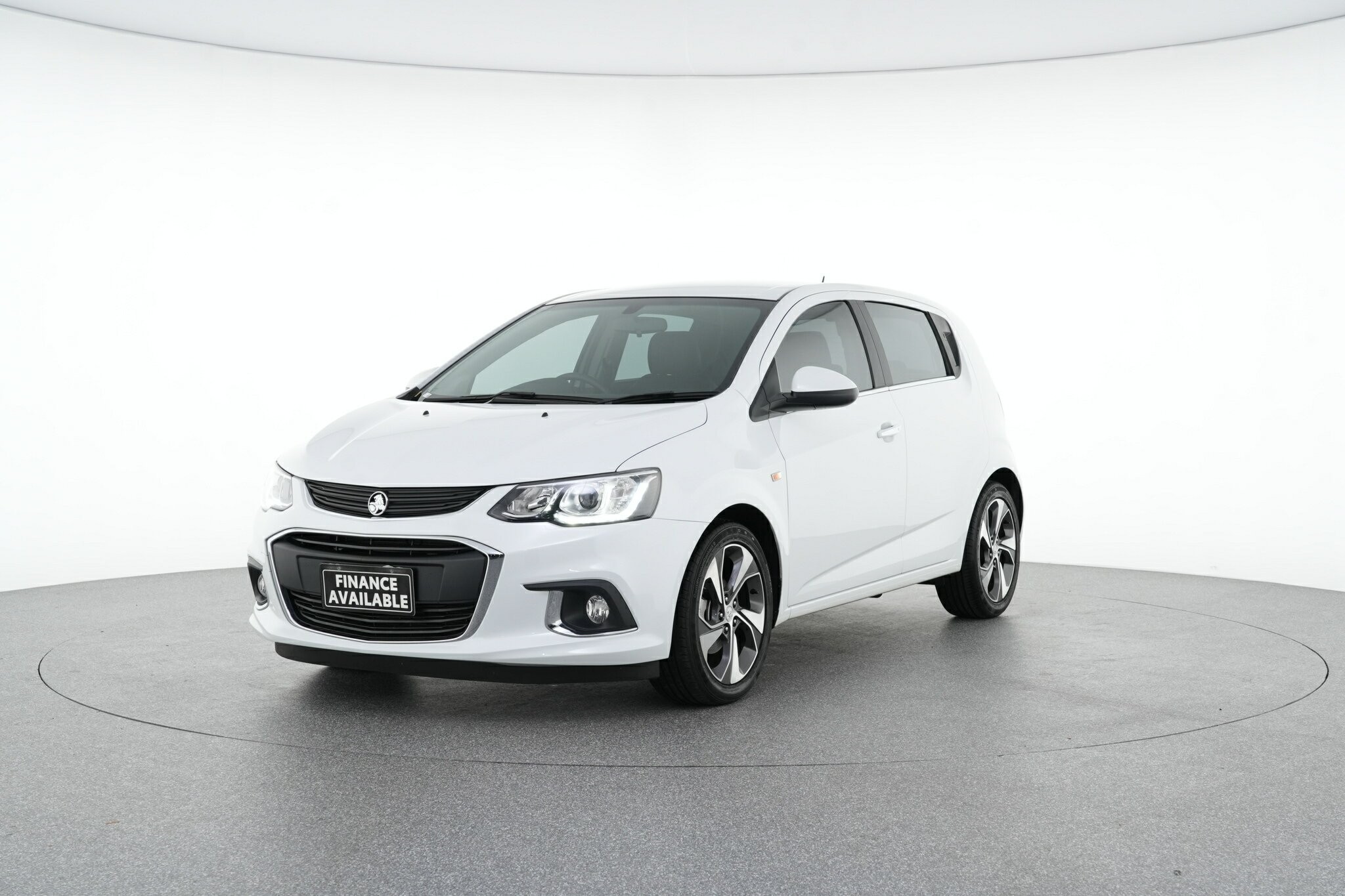 Holden Barina image 3