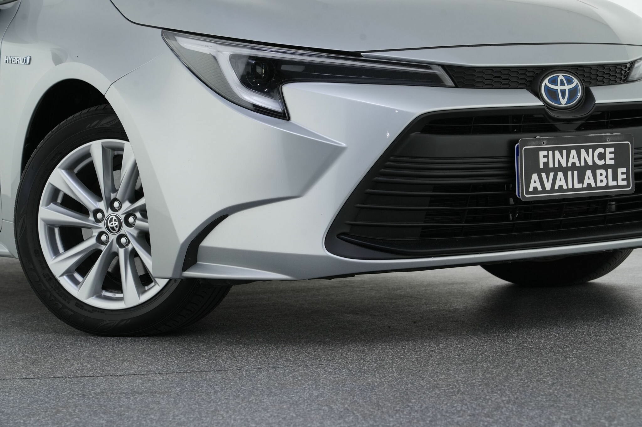 Toyota Corolla image 2