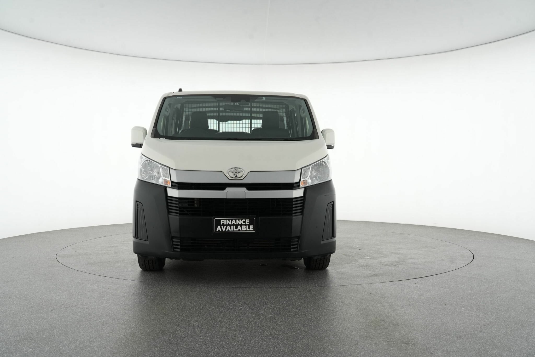 Toyota Hiace image 3