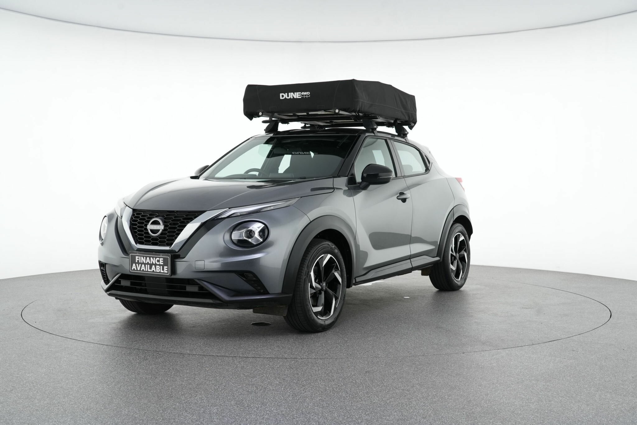 Nissan Juke image 4