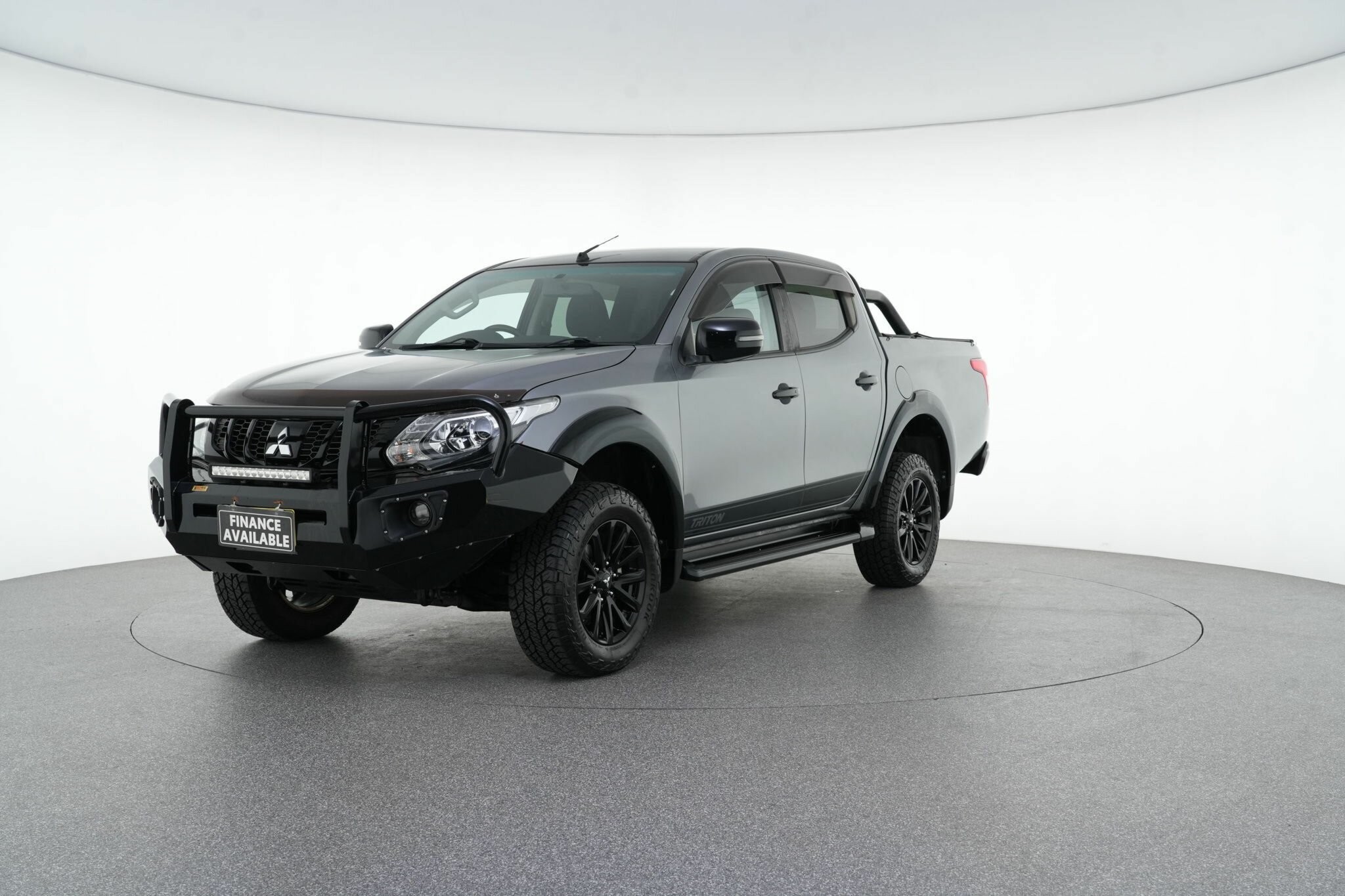 Mitsubishi Triton image 4