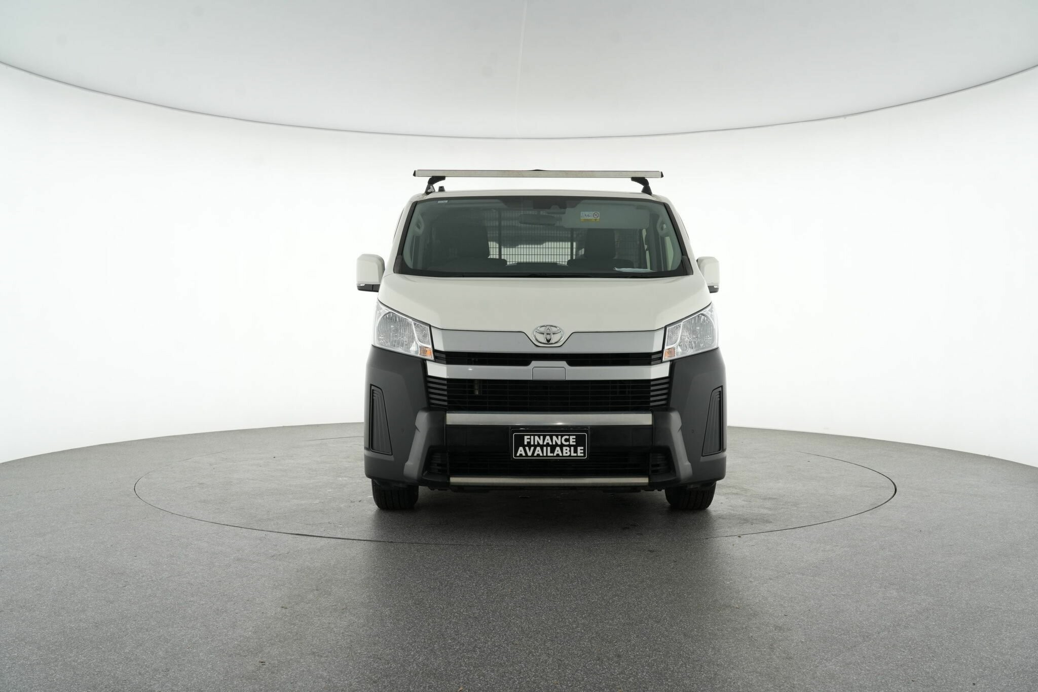 Toyota Hiace image 3