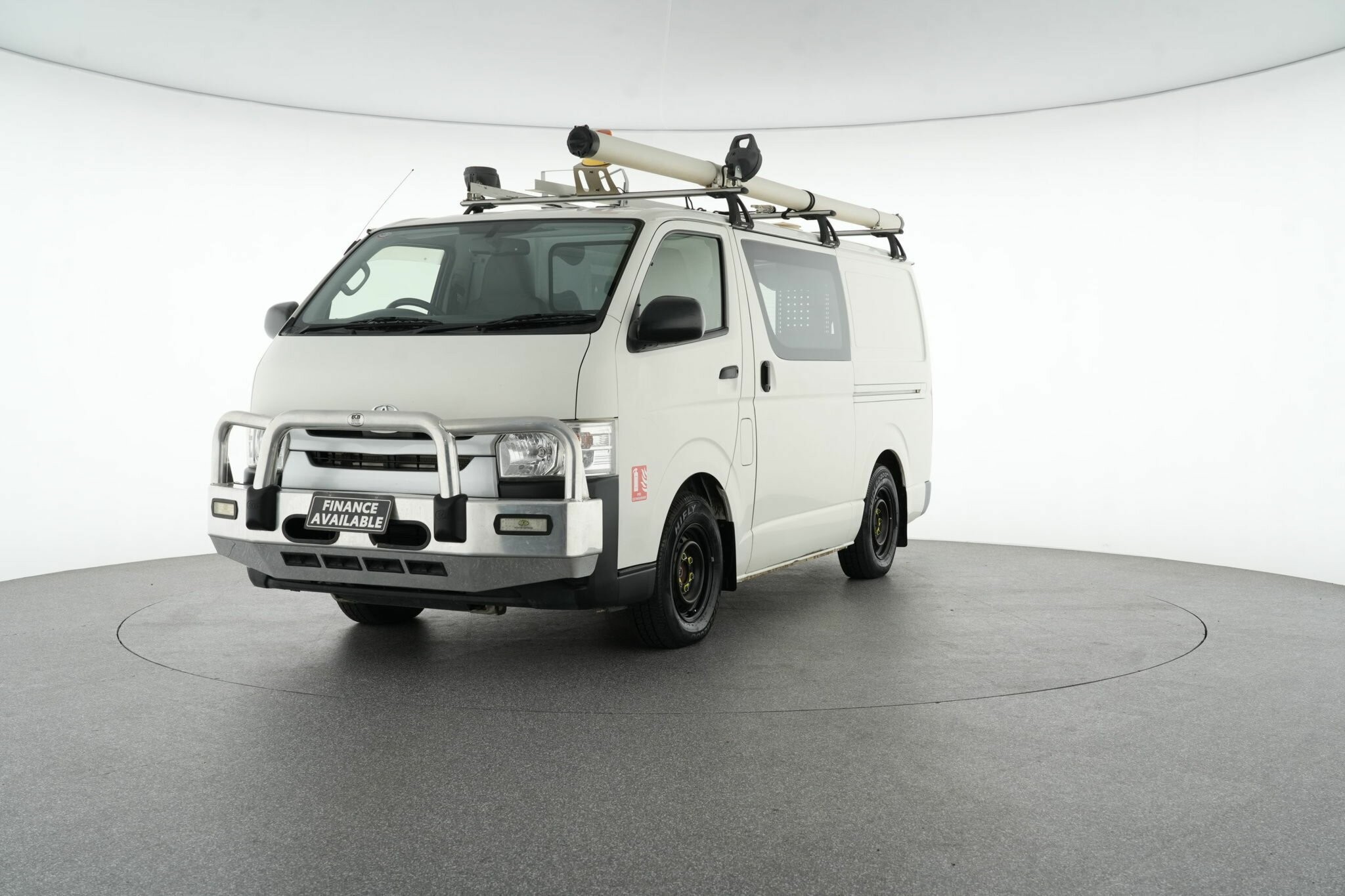 Toyota Hiace image 4