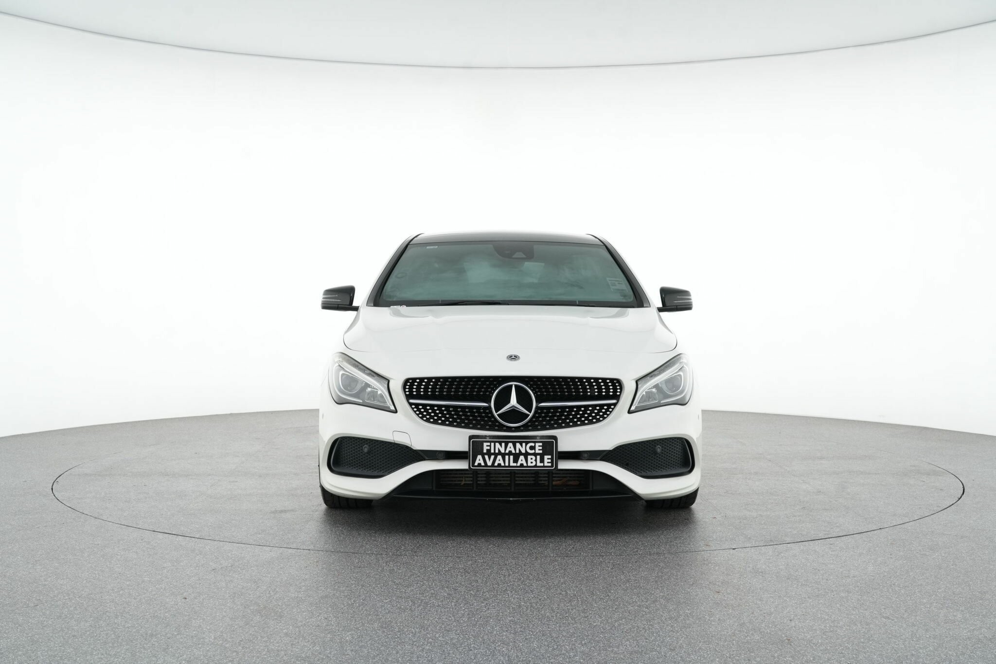Mercedes Benz Cla-class image 3