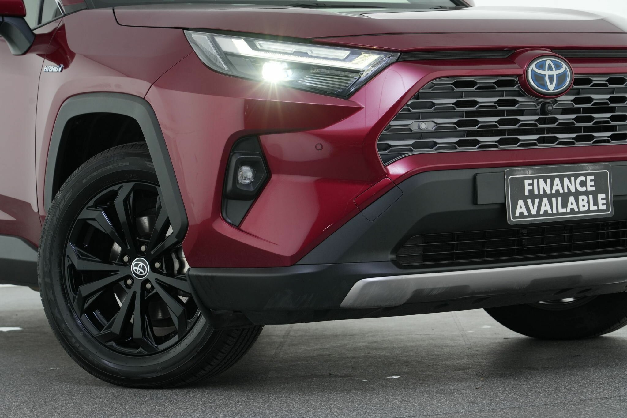 Toyota Rav4 image 2