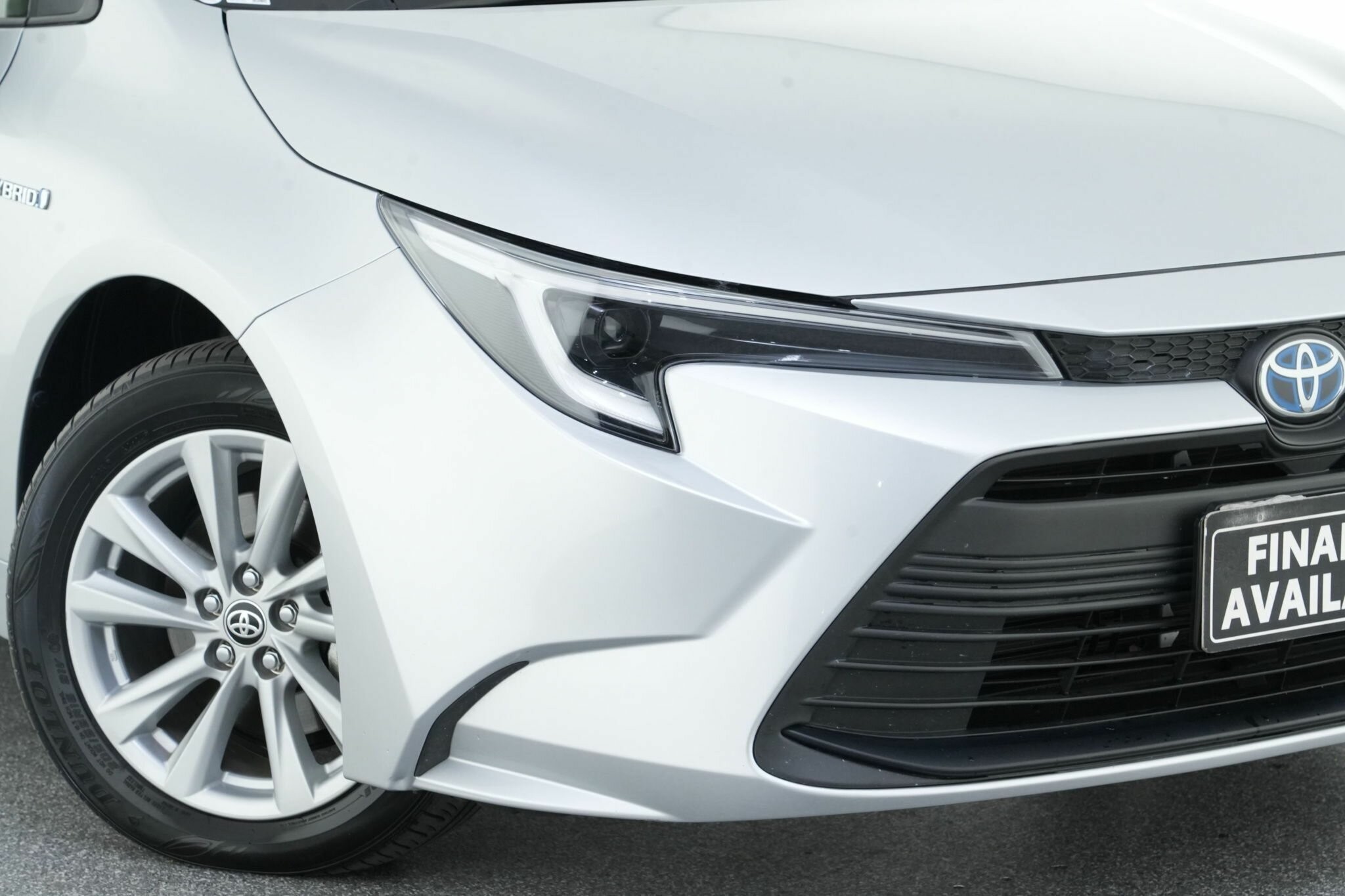 Toyota Corolla image 2