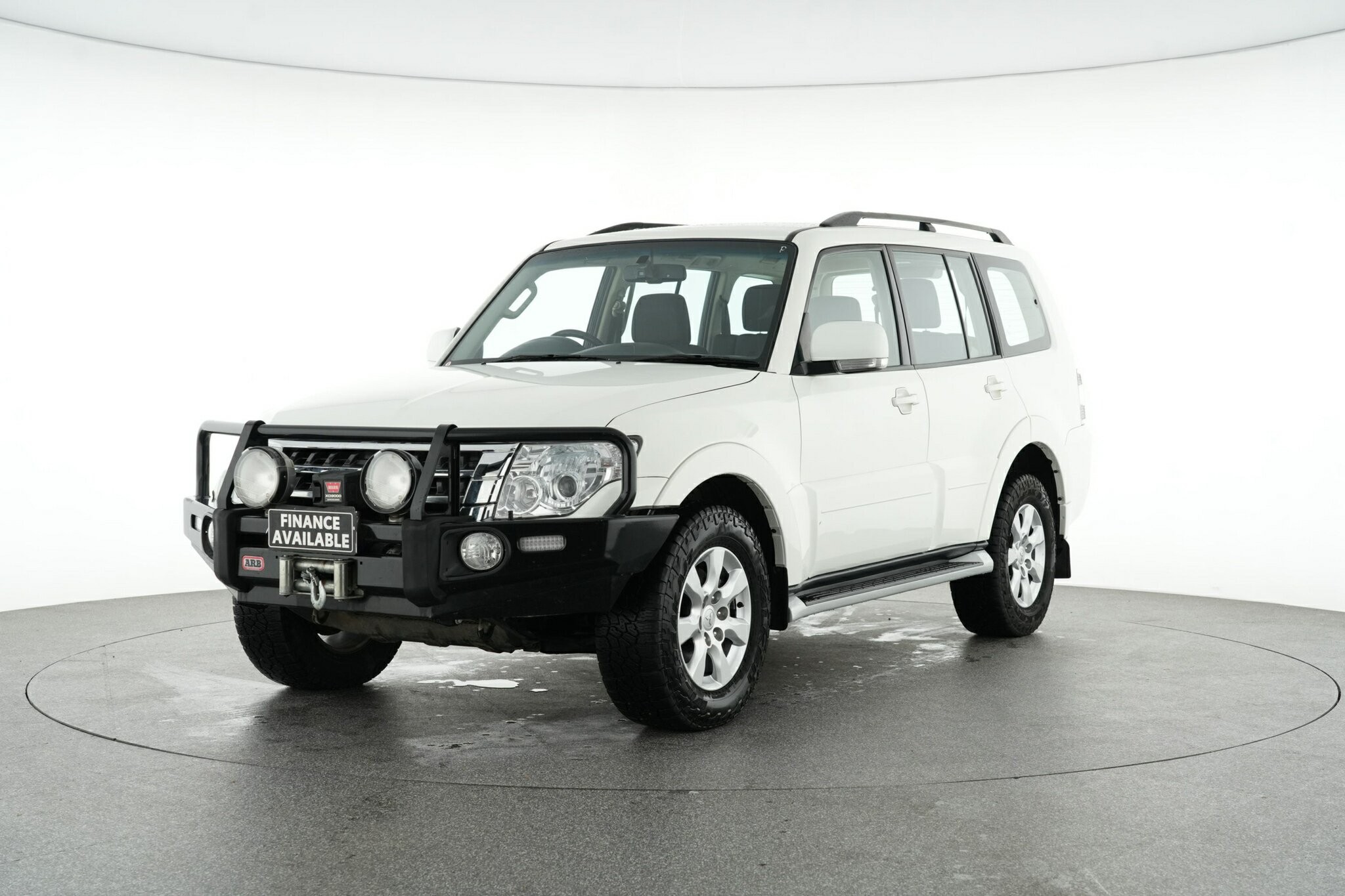 Mitsubishi Pajero image 4
