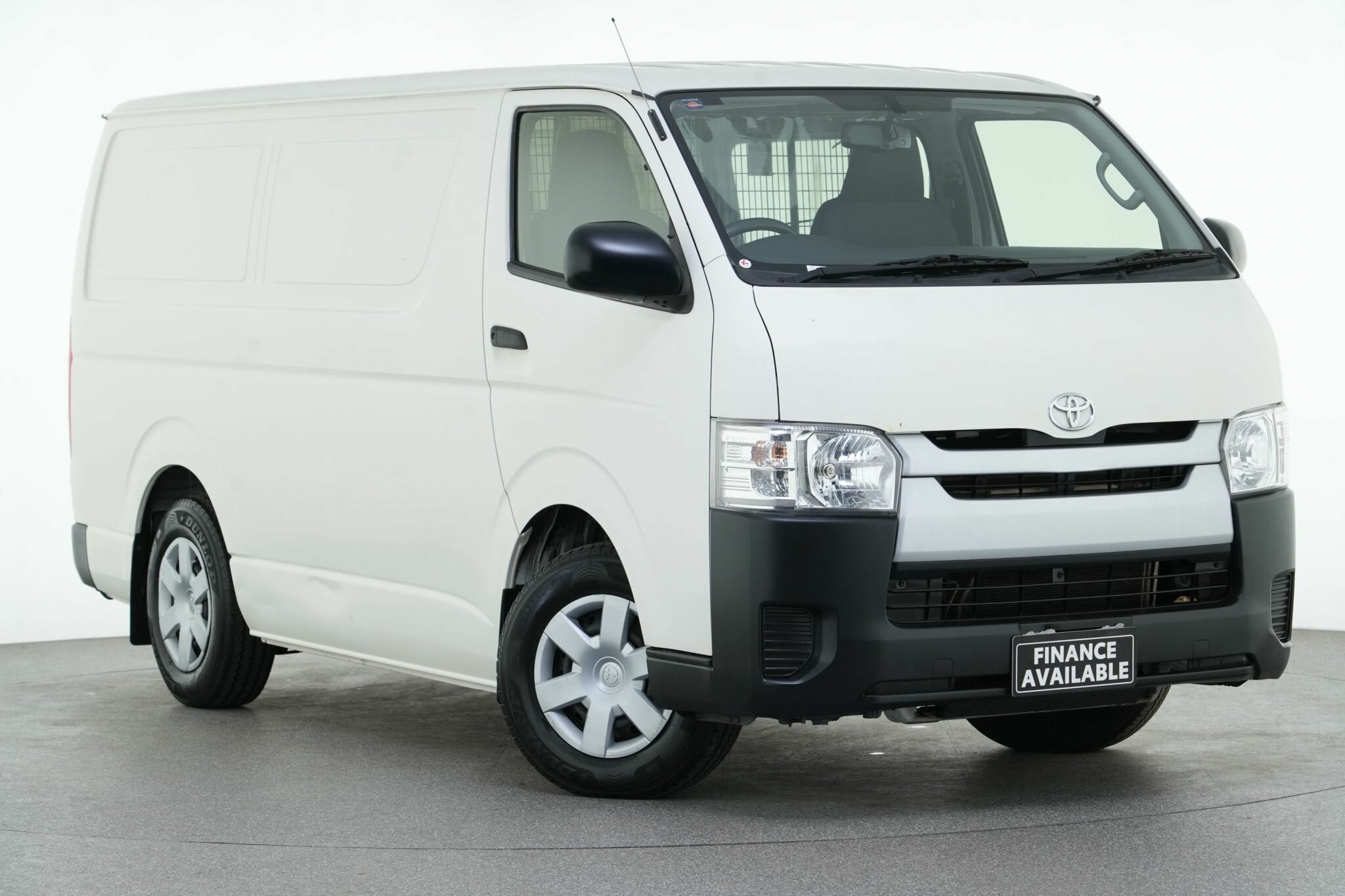 Toyota Hiace image 1