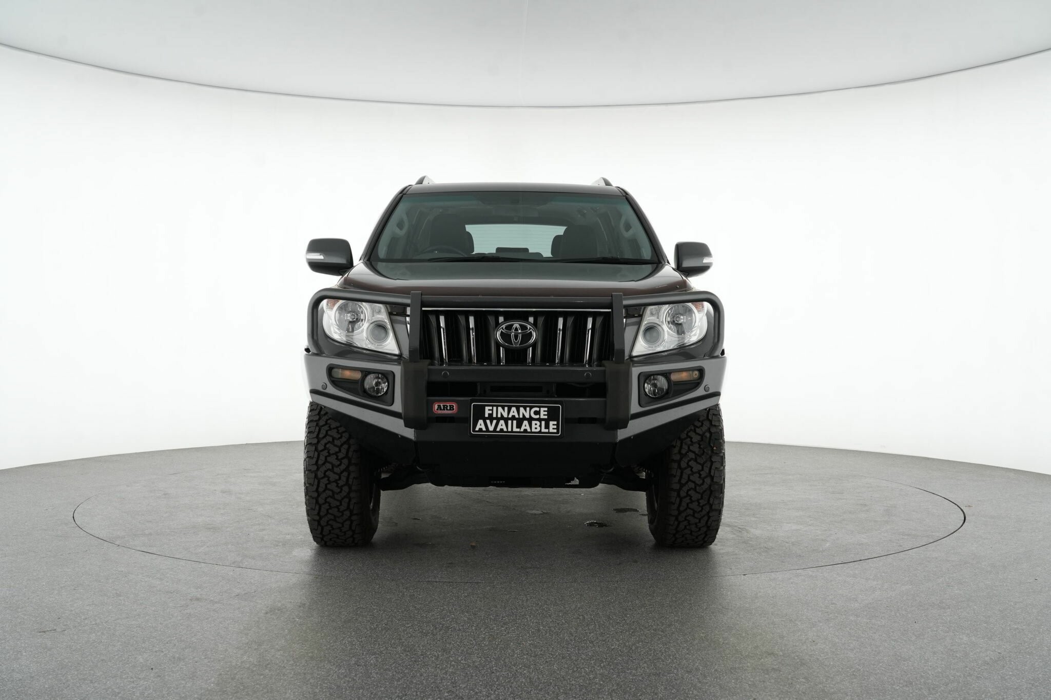 Toyota Landcruiser Prado image 3