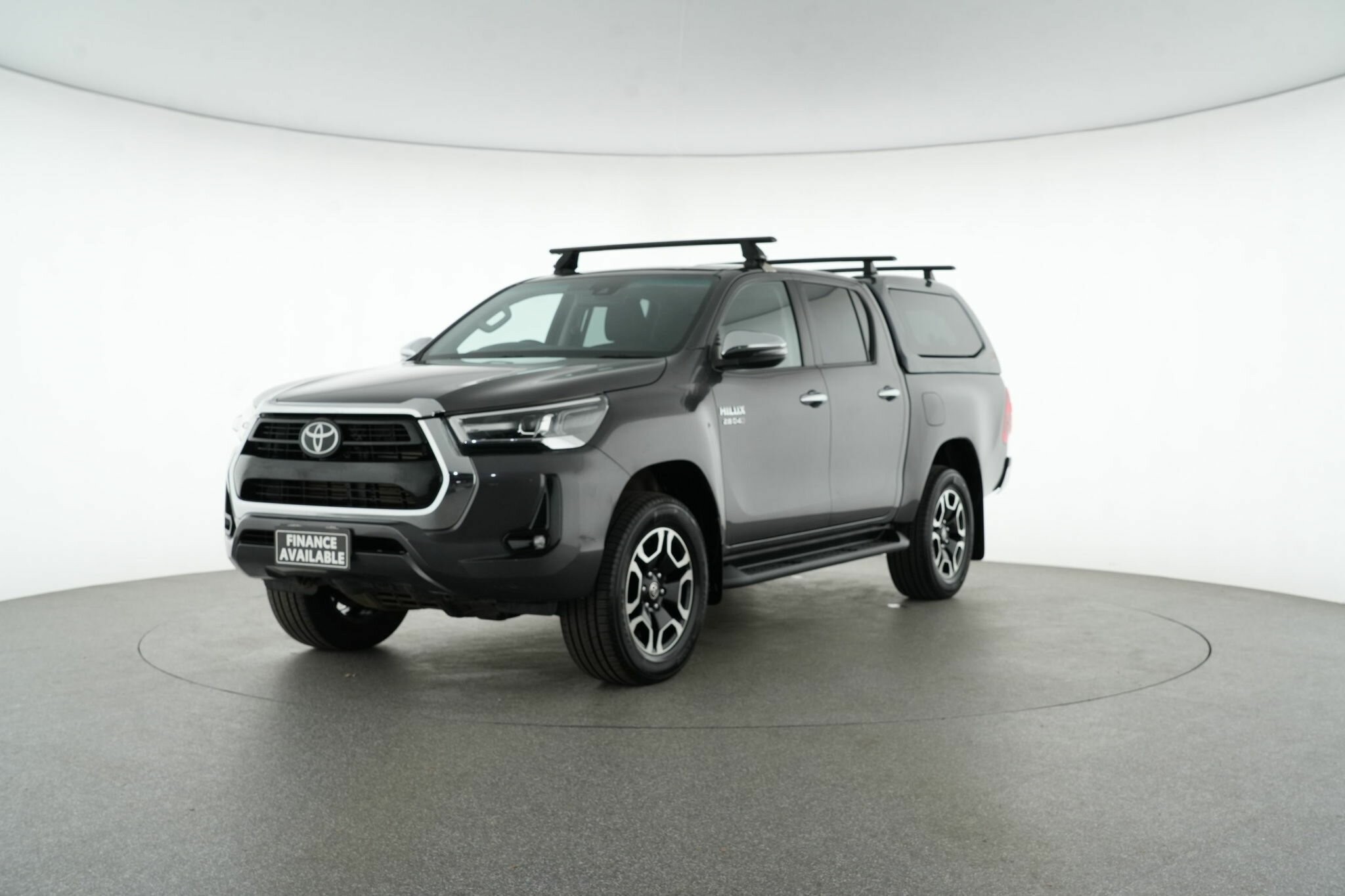 Toyota Hilux image 4