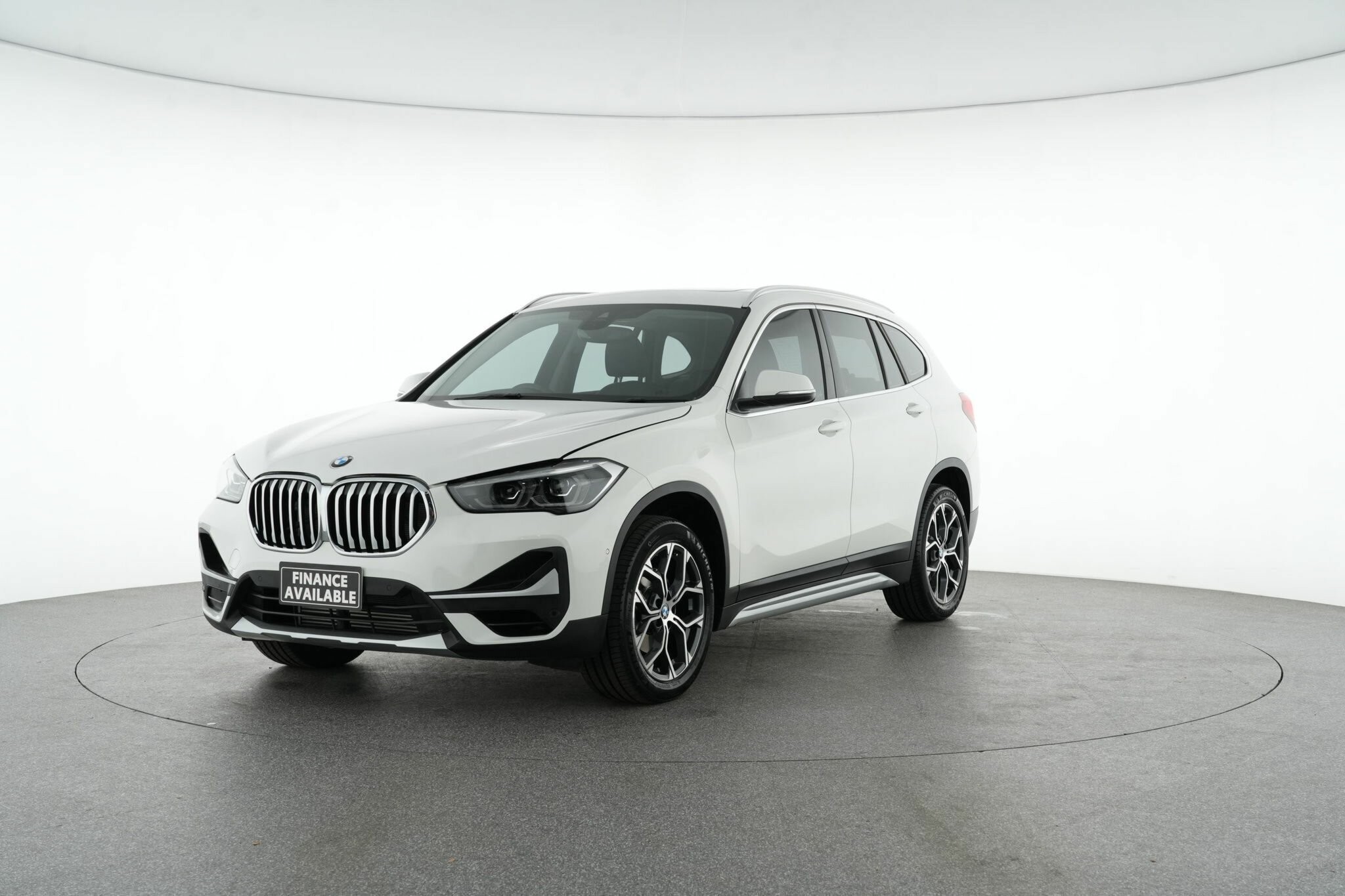 BMW X1 image 4