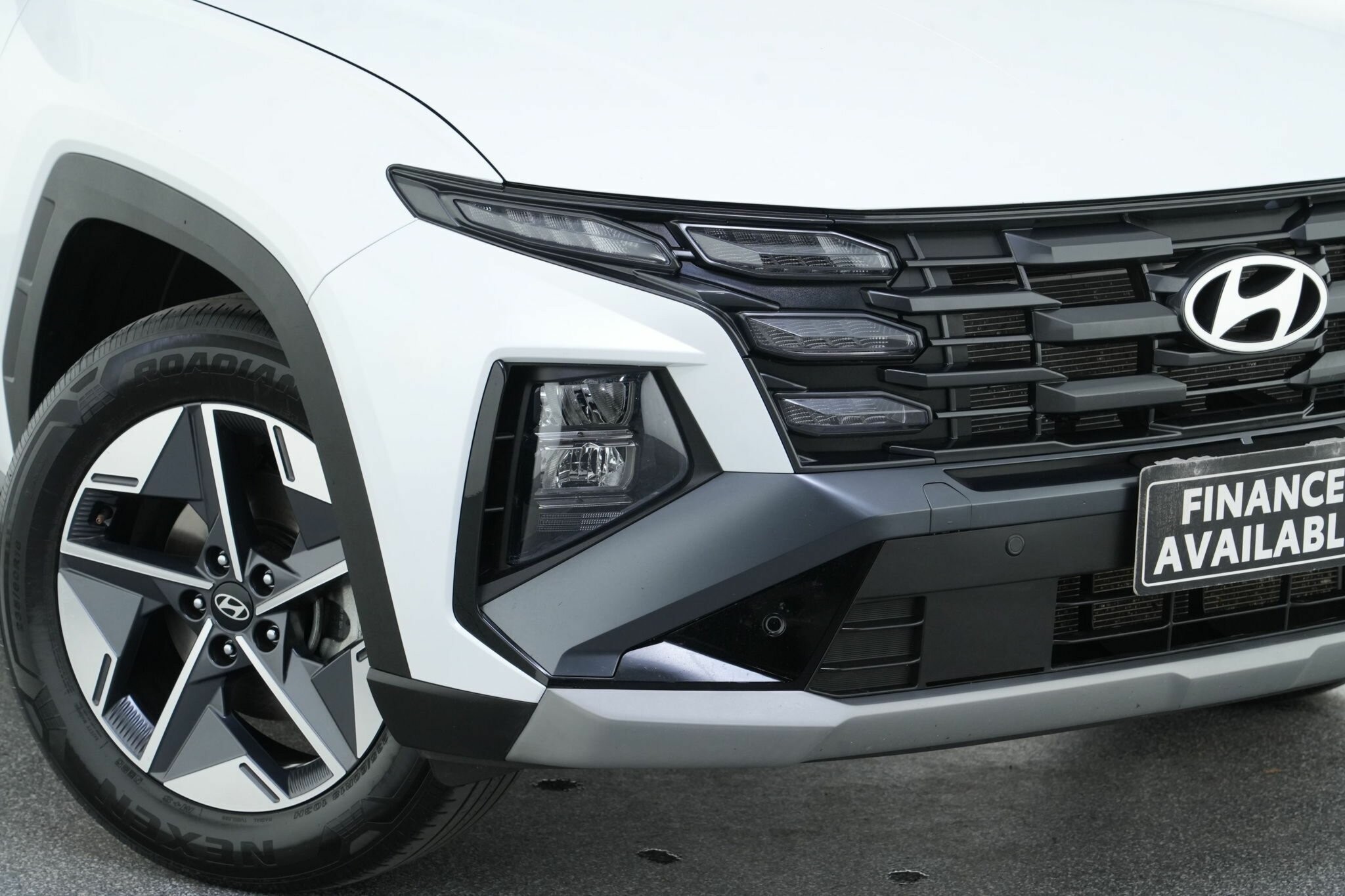 Hyundai Tucson image 2