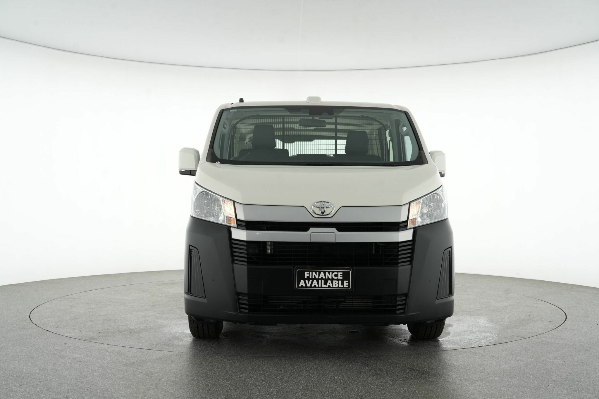 Toyota Hiace image 3
