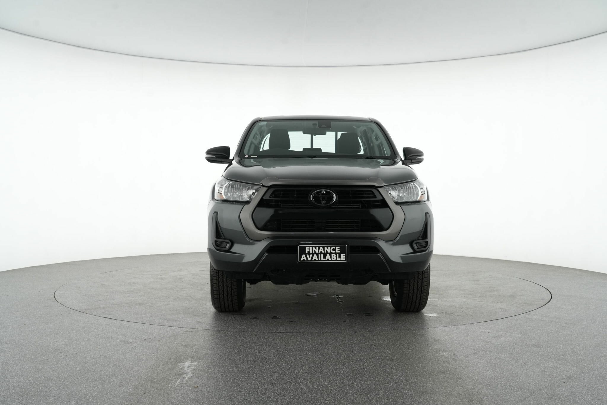 Toyota Hilux image 3