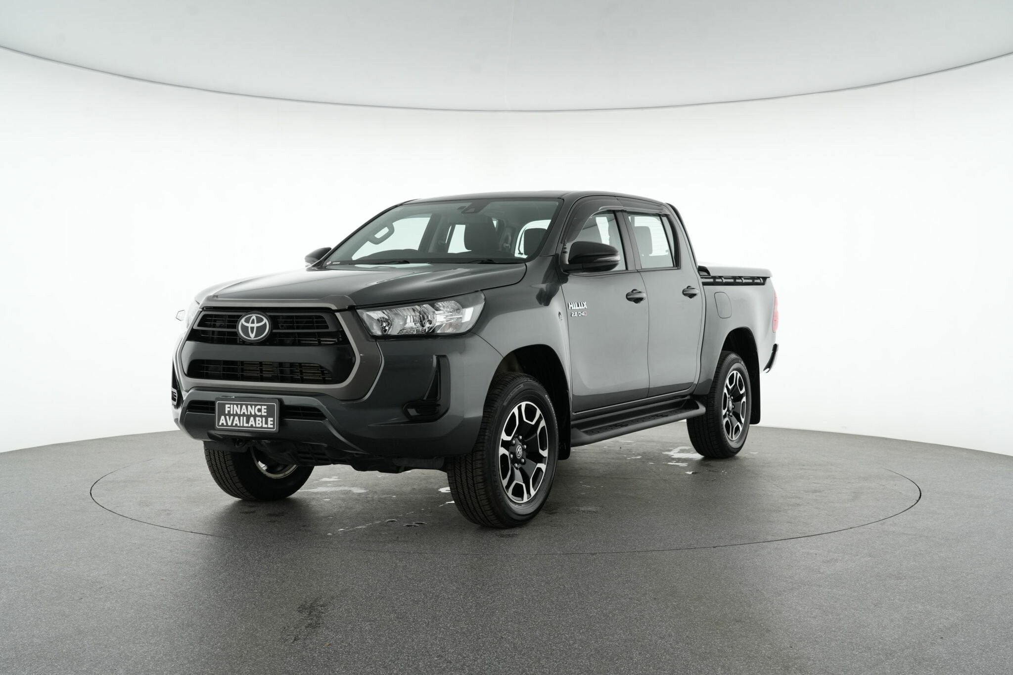 Toyota Hilux image 4