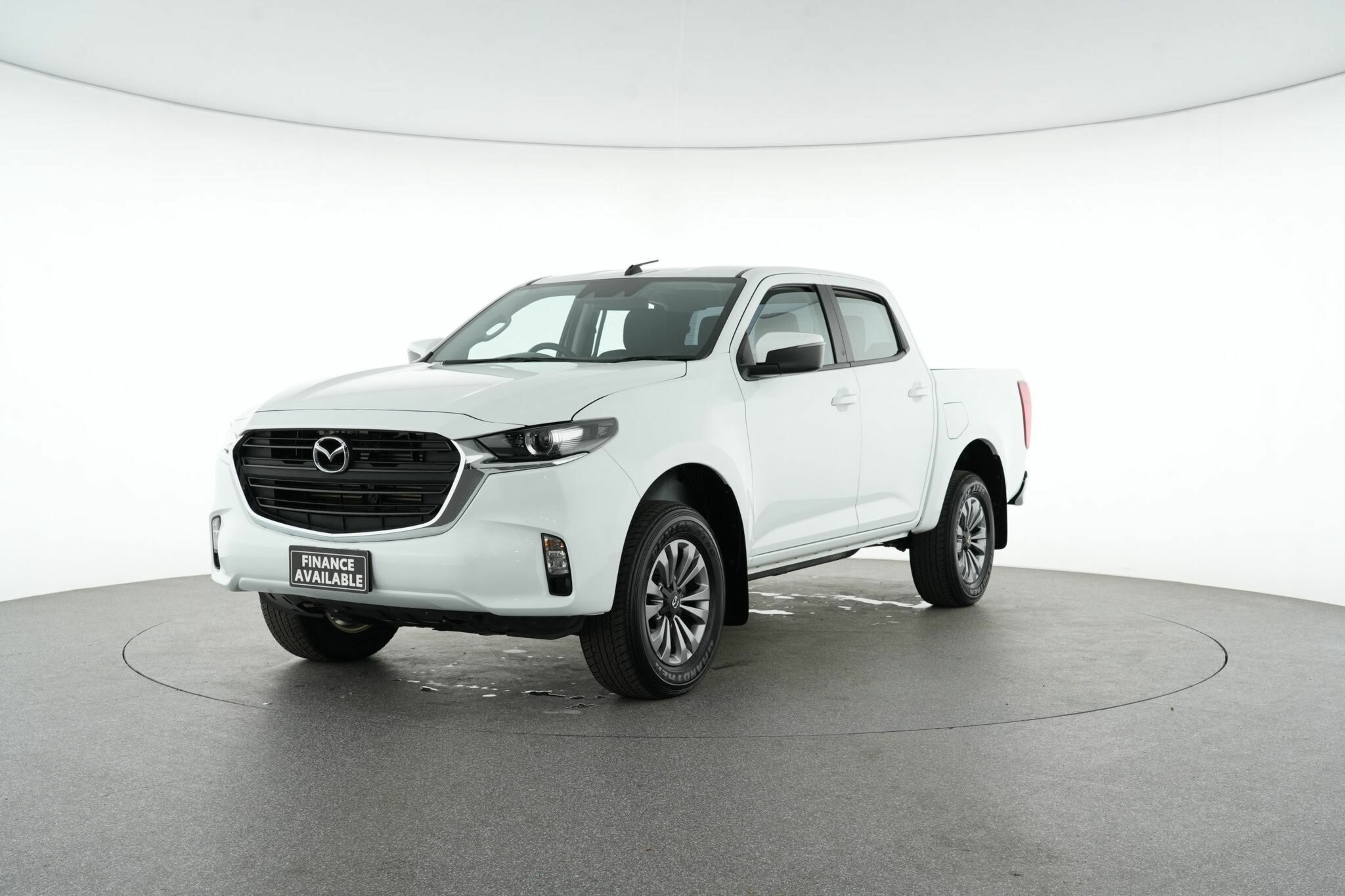 Mazda Bt-50 image 4