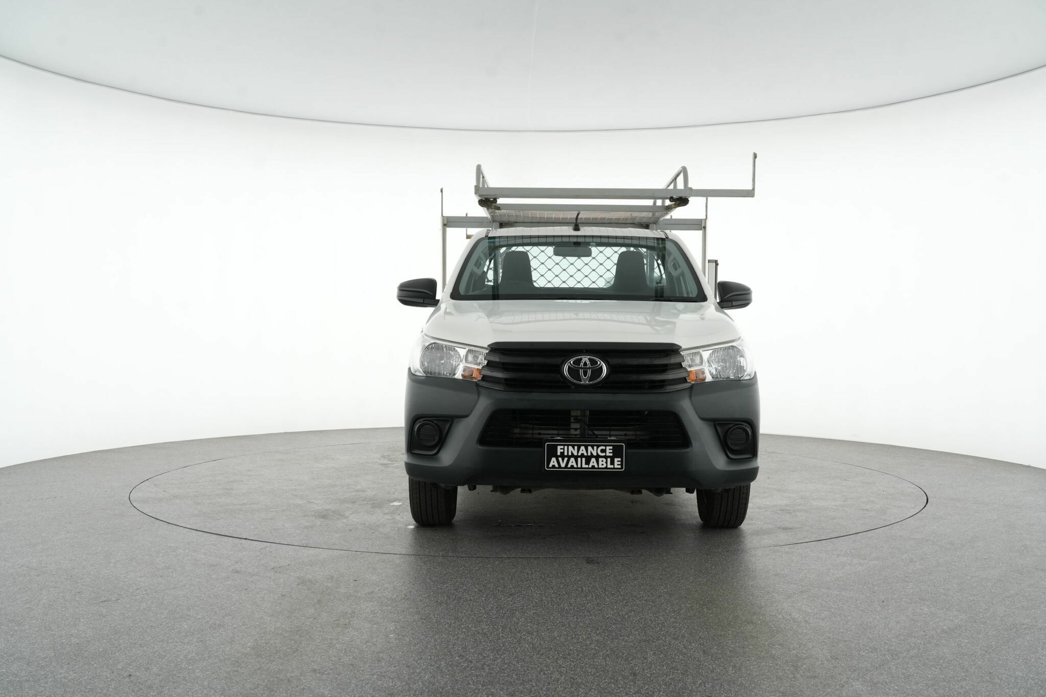 Toyota Hilux image 3