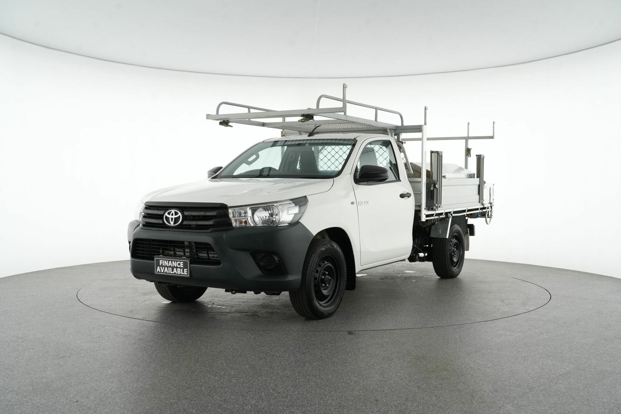 Toyota Hilux image 4