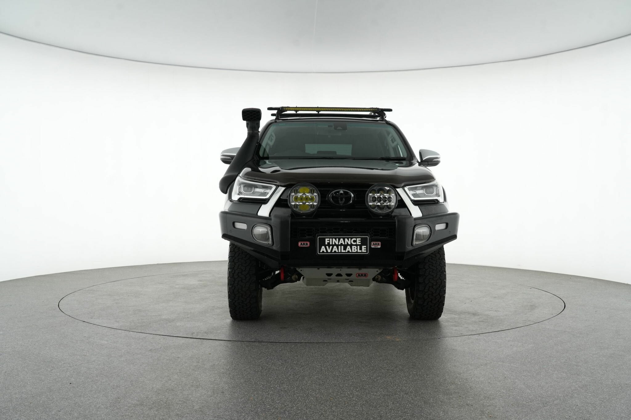 Toyota Hilux image 3