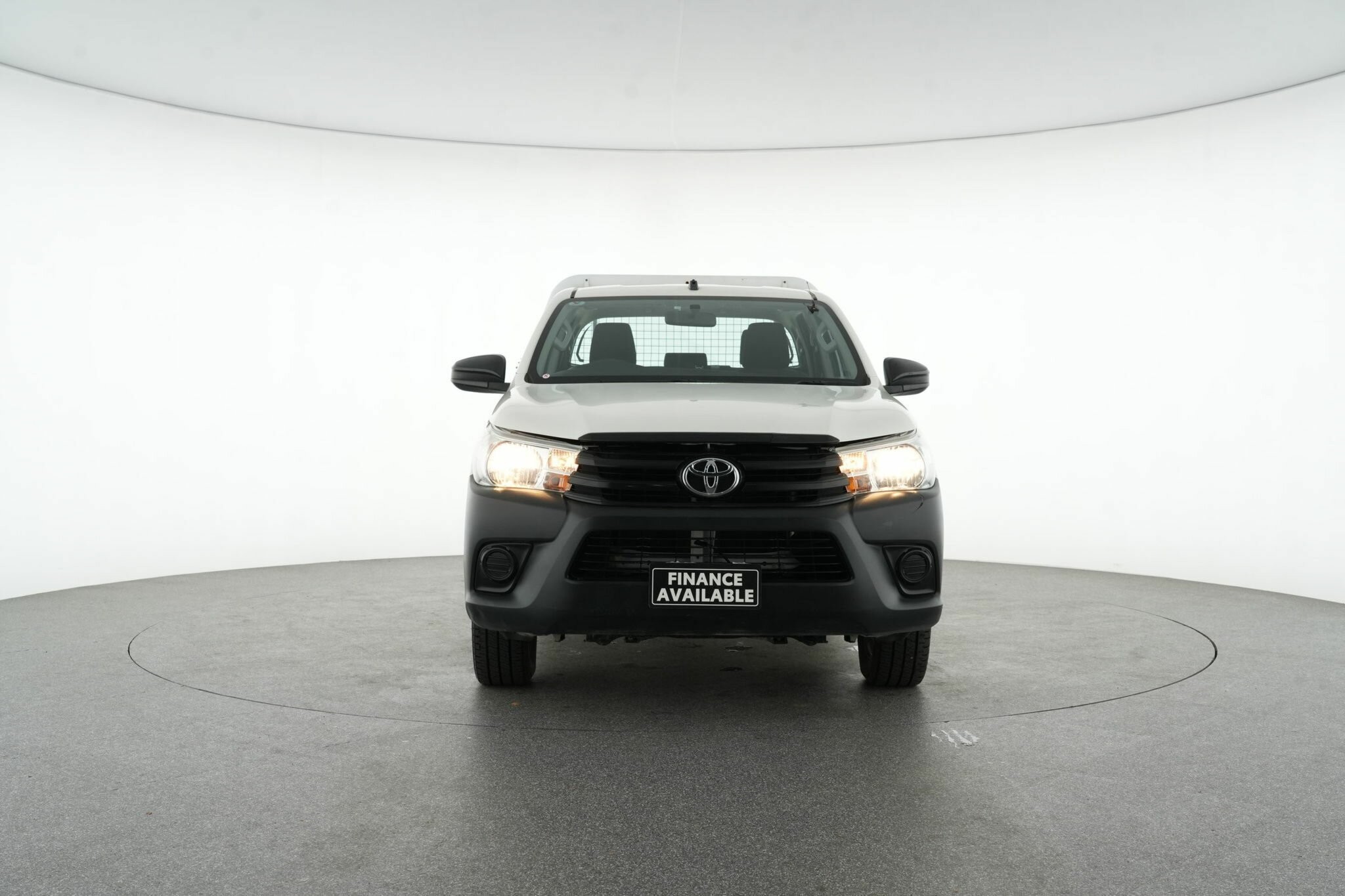 Toyota Hilux image 3