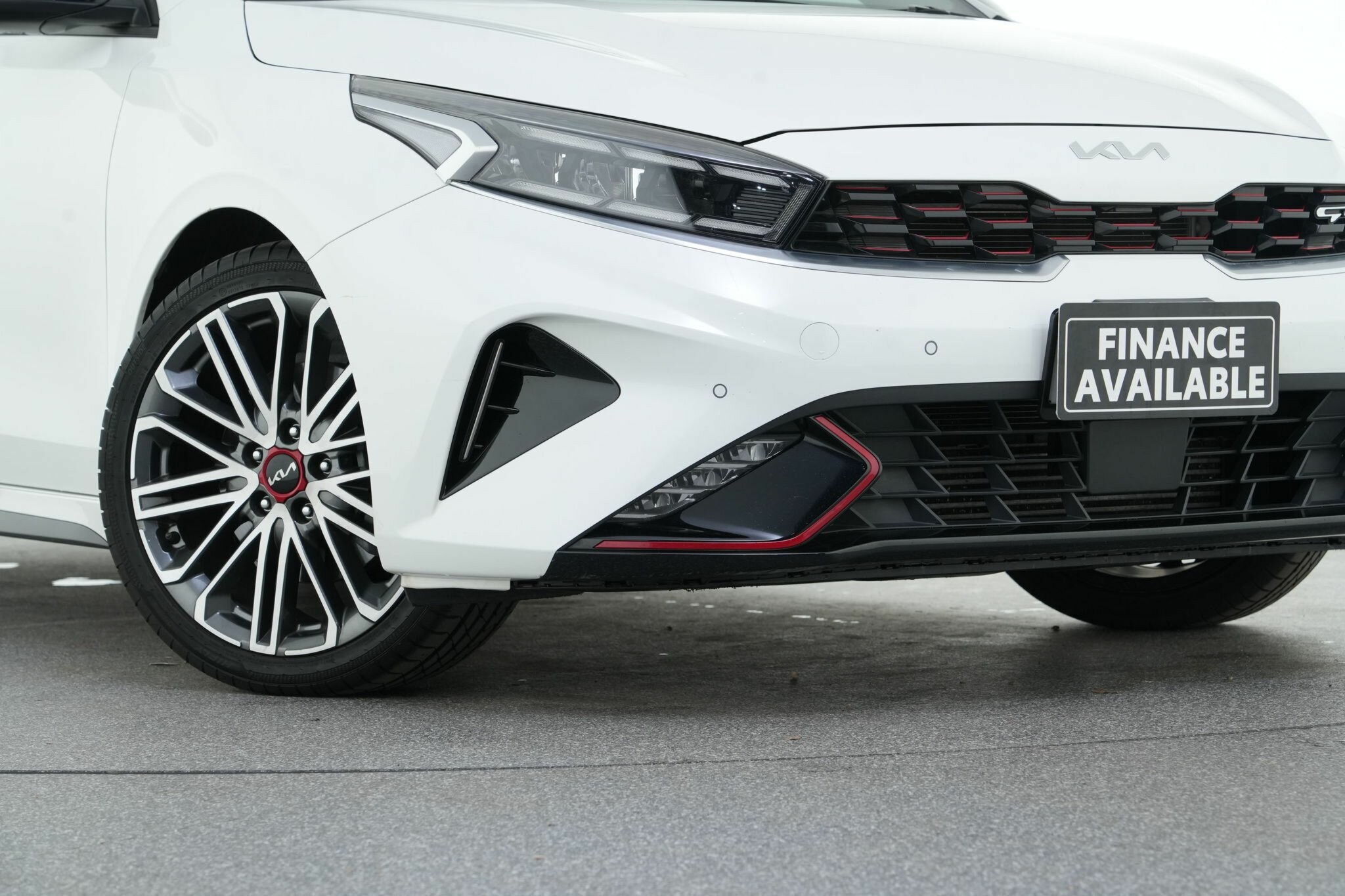 Kia Cerato image 2