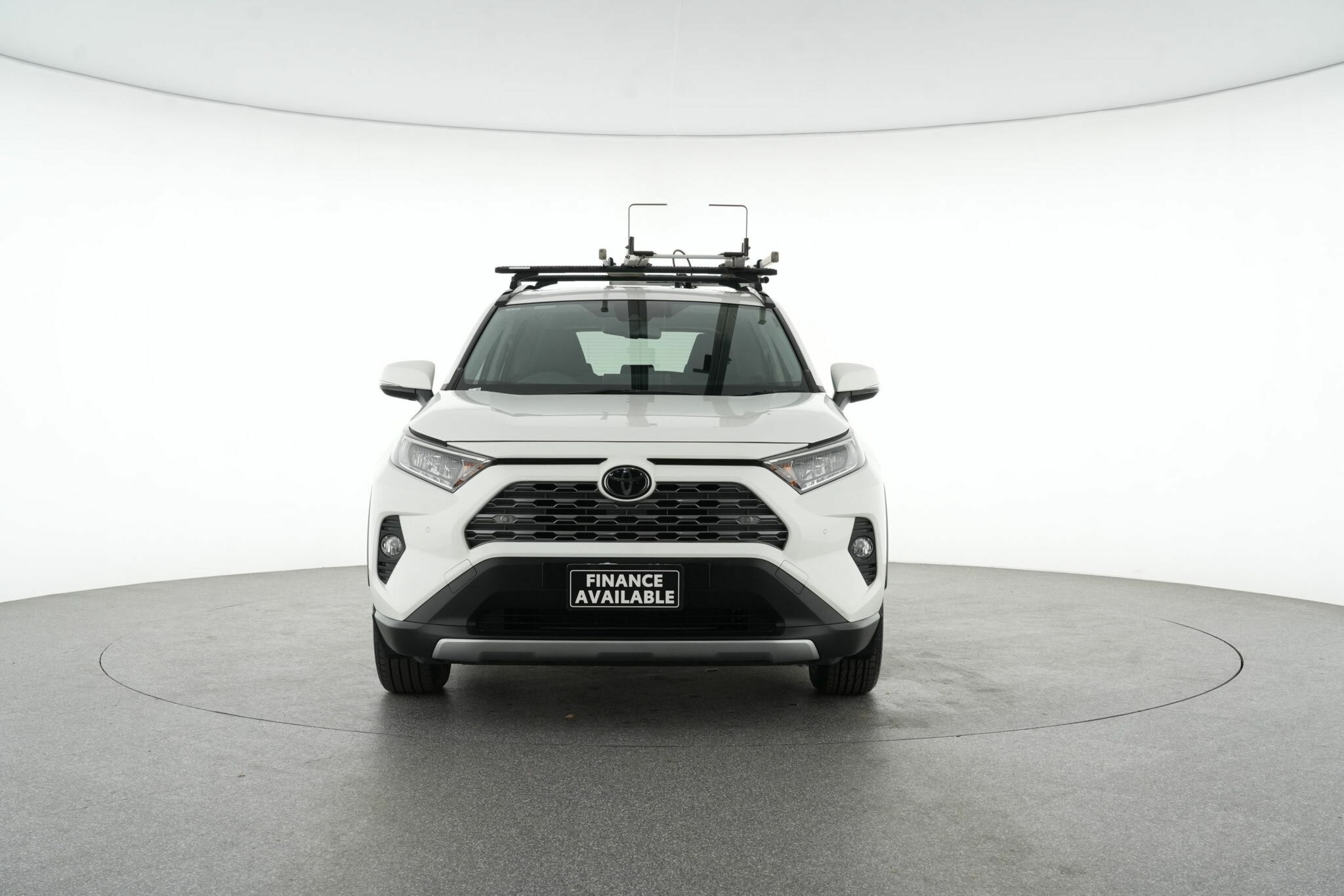 Toyota Rav4 image 3