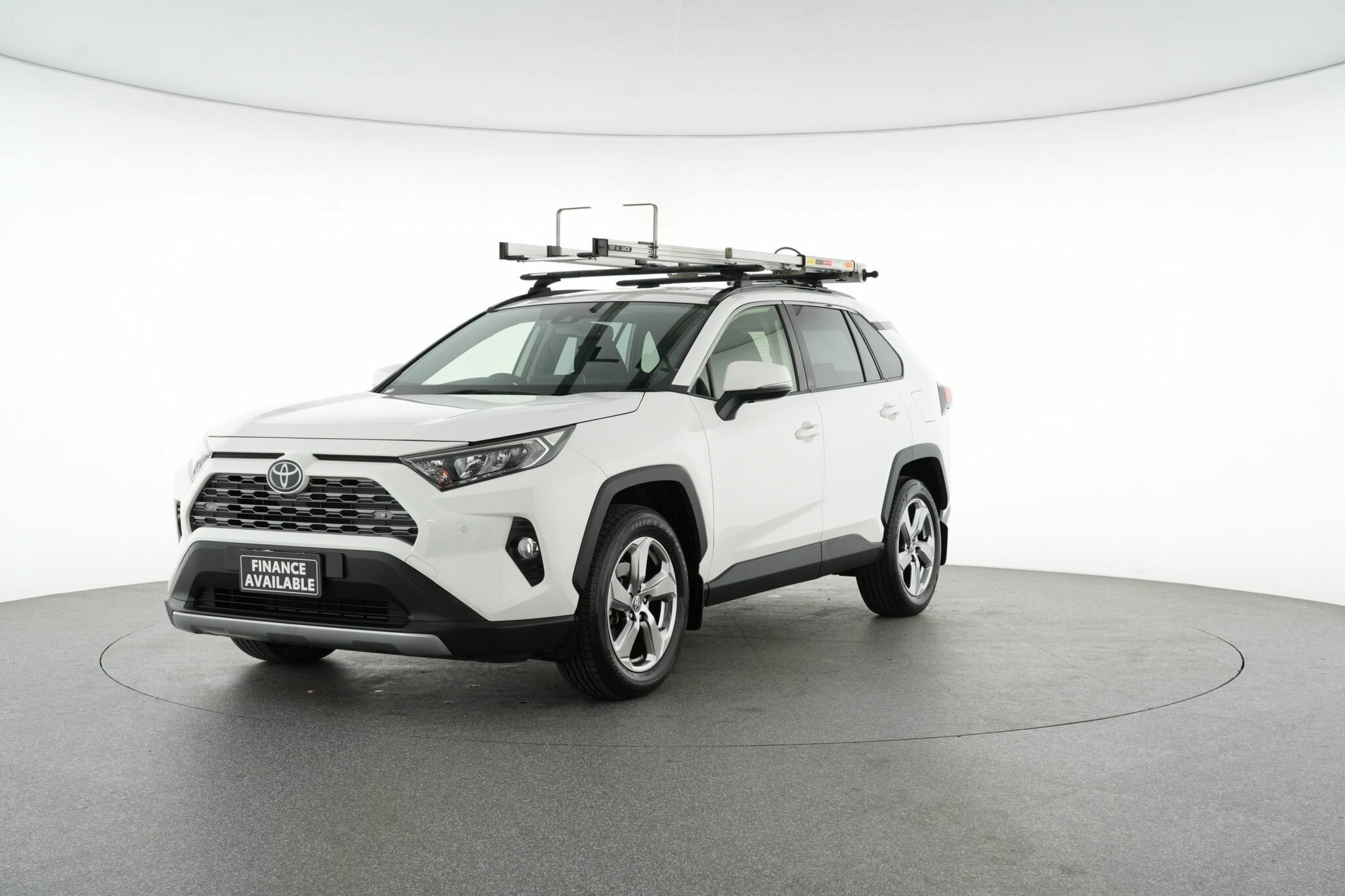 Toyota Rav4 image 4