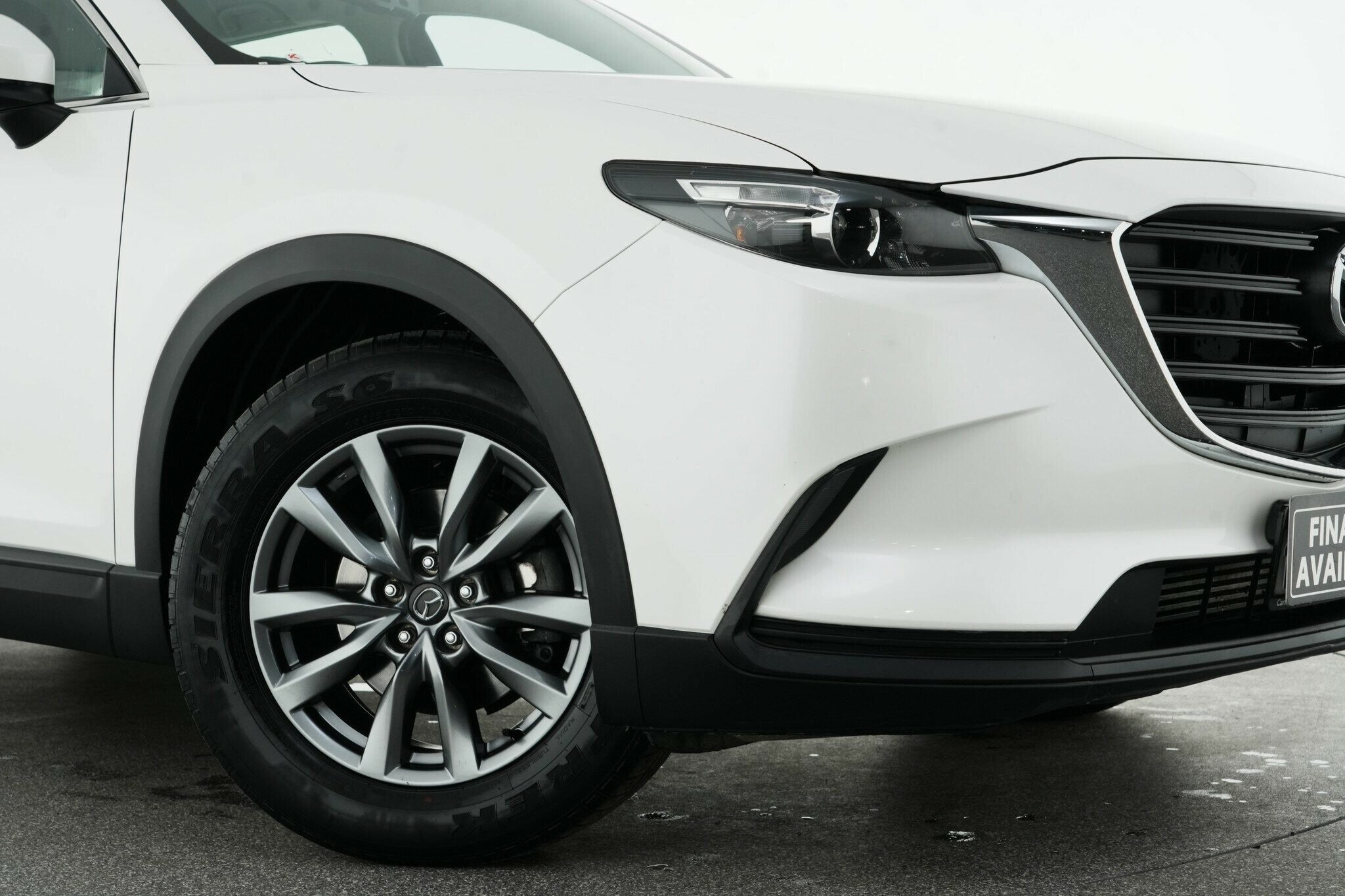 Mazda Cx-9 image 2