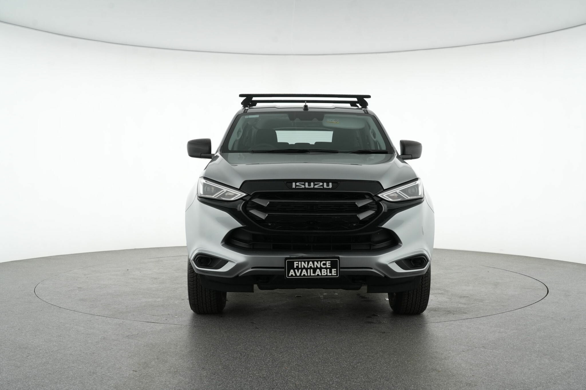 Isuzu Mu-x image 3