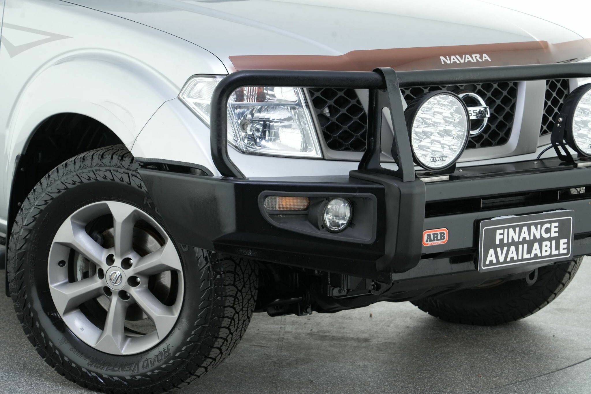 Nissan Navara image 2
