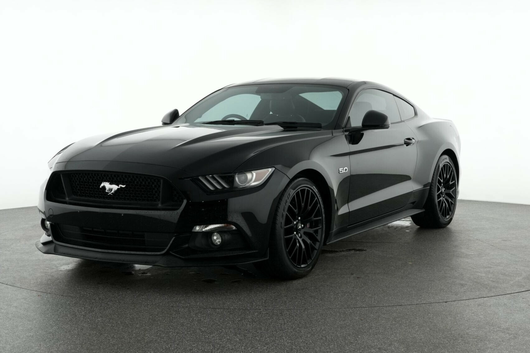 Ford Mustang image 4
