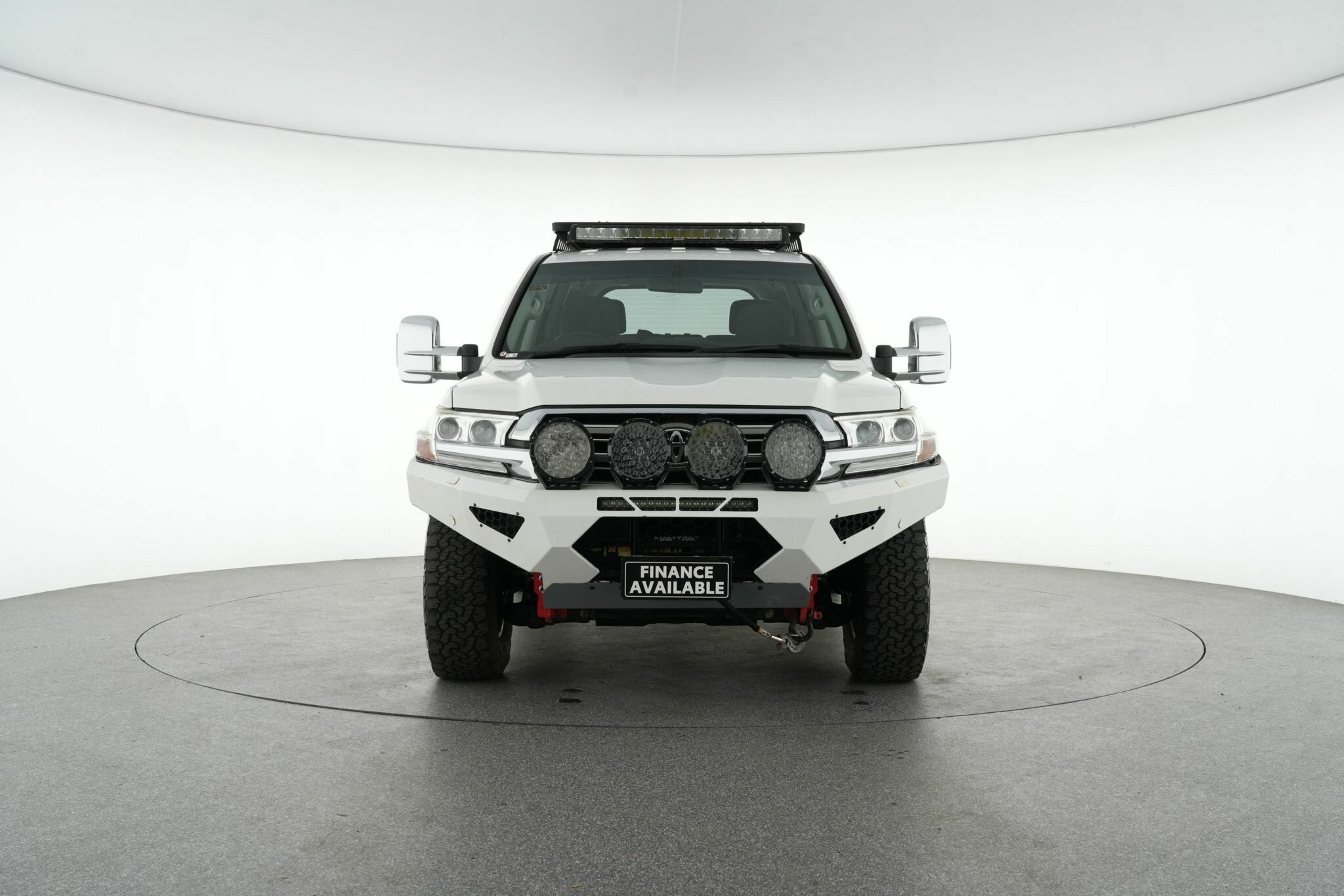 Toyota Landcruiser image 3