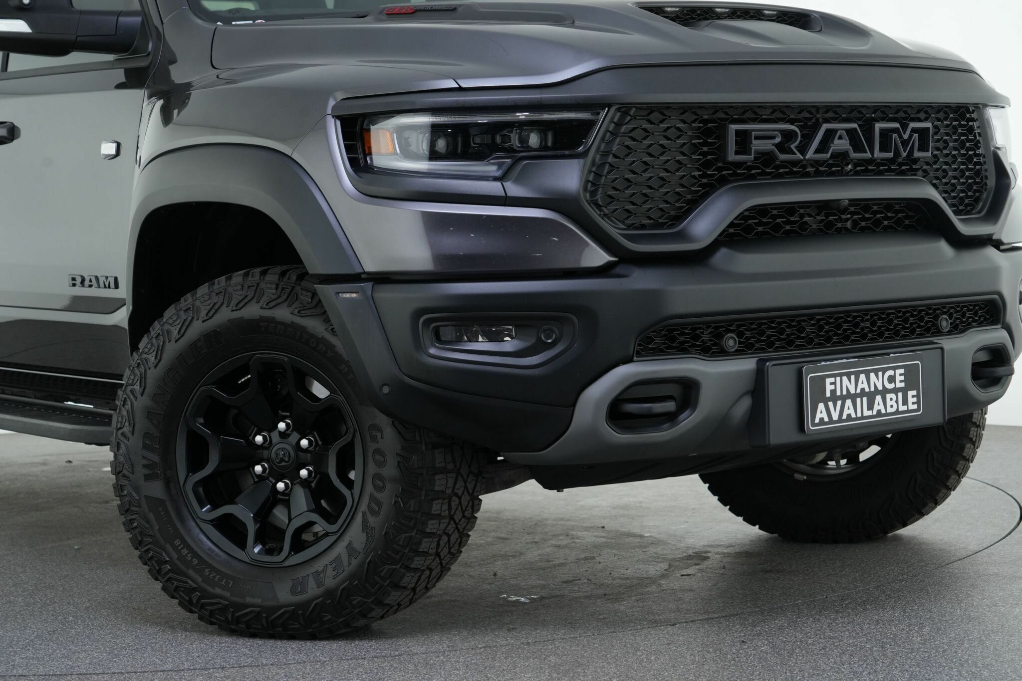 Ram 1500 image 2