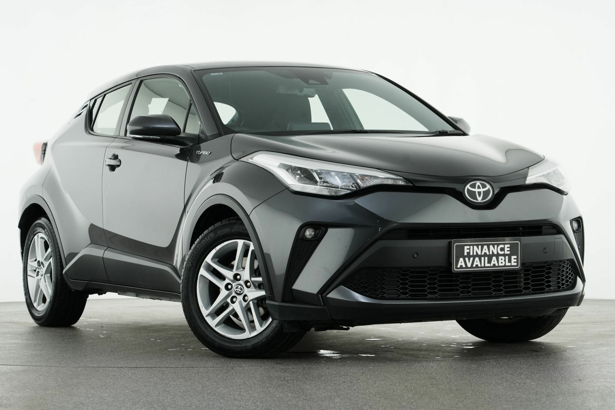 Toyota C-hr image 1