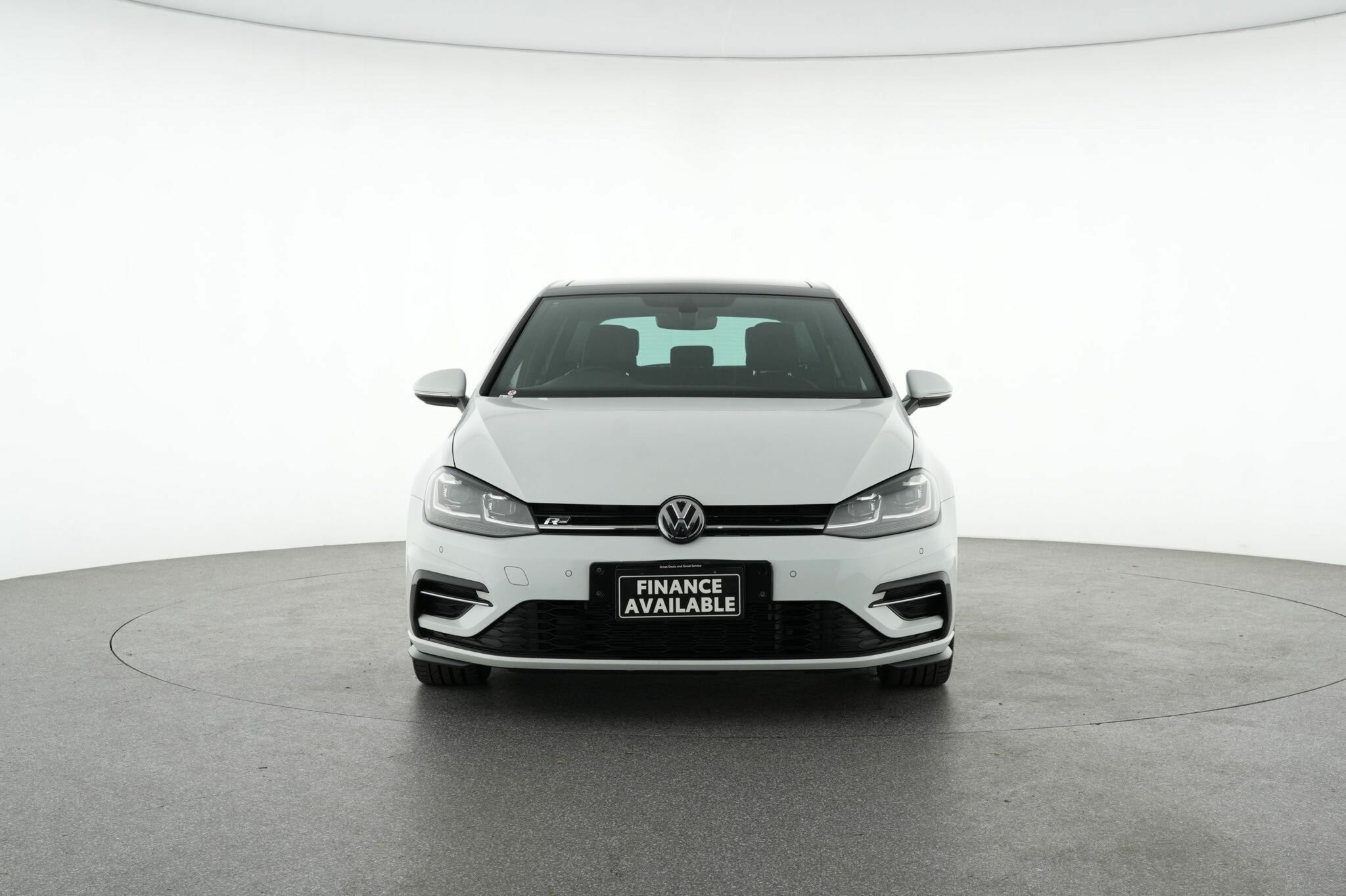 Volkswagen Golf image 3