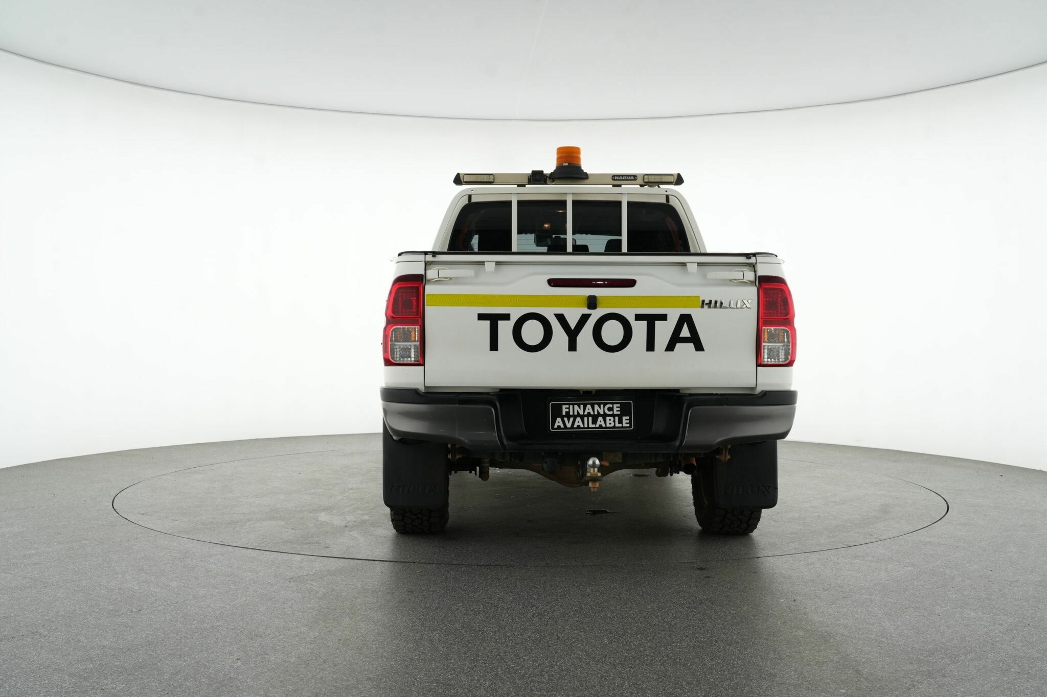 Toyota Hilux image 4