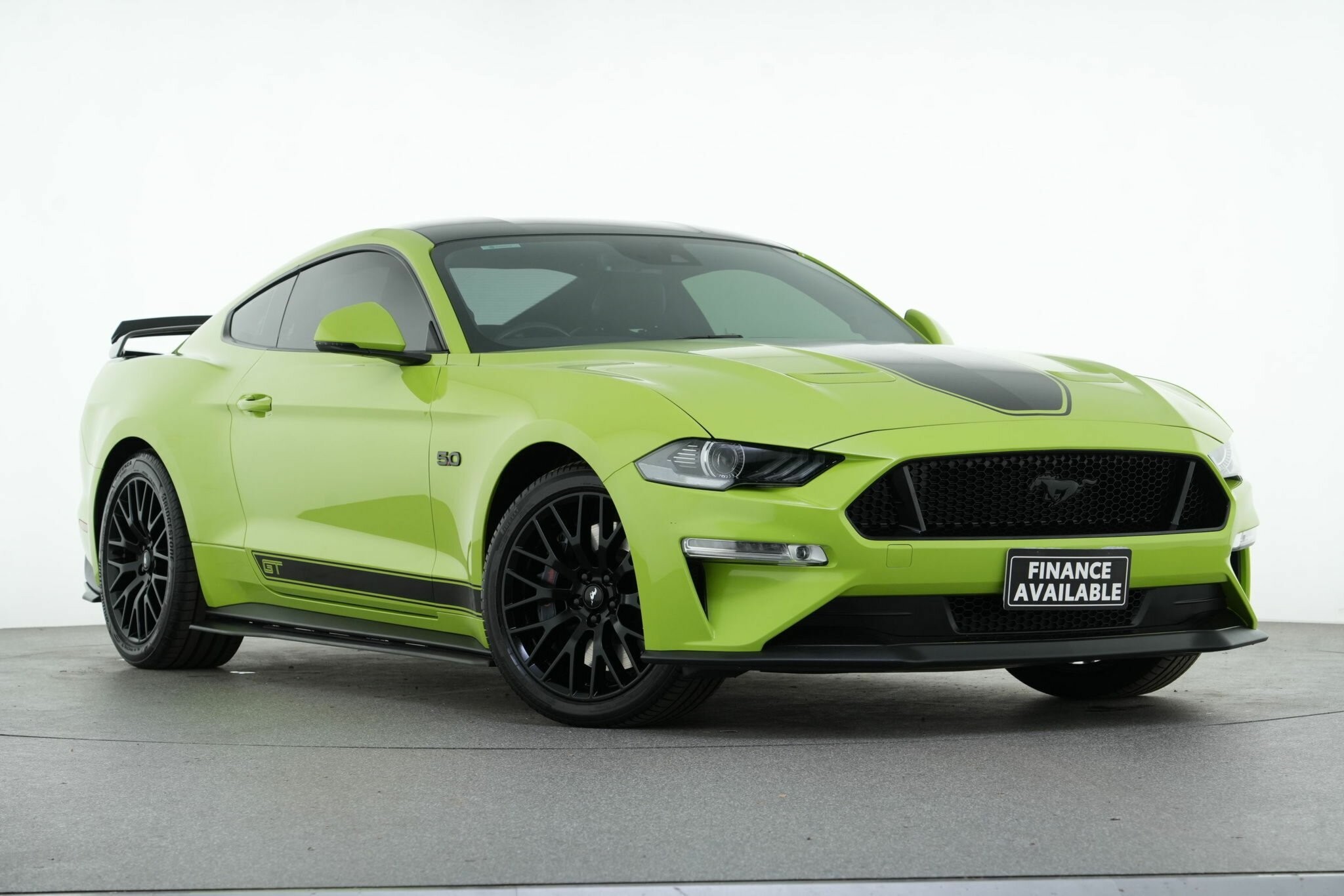 Ford Mustang image 1