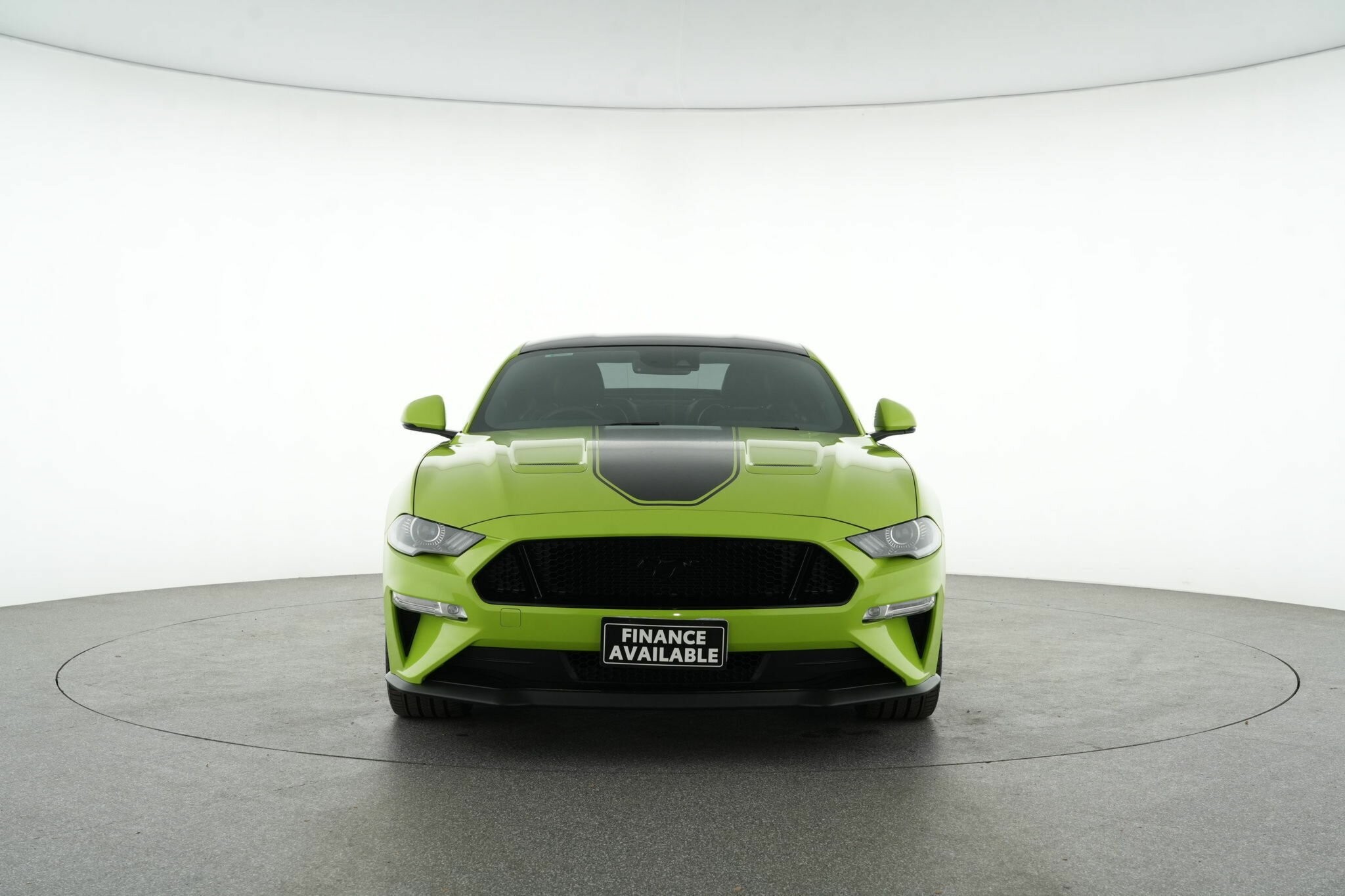 Ford Mustang image 3
