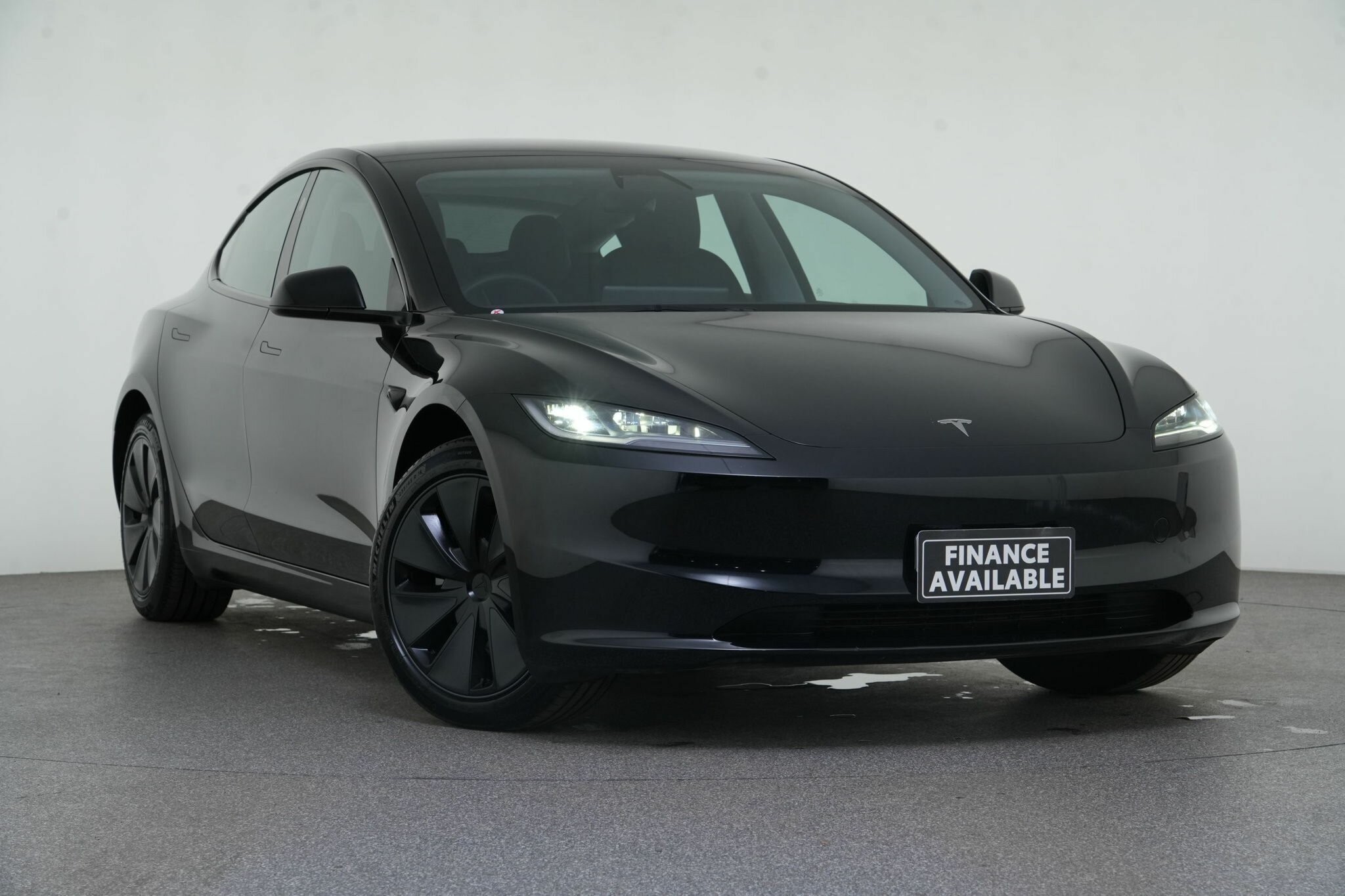Tesla Model 3 image 1