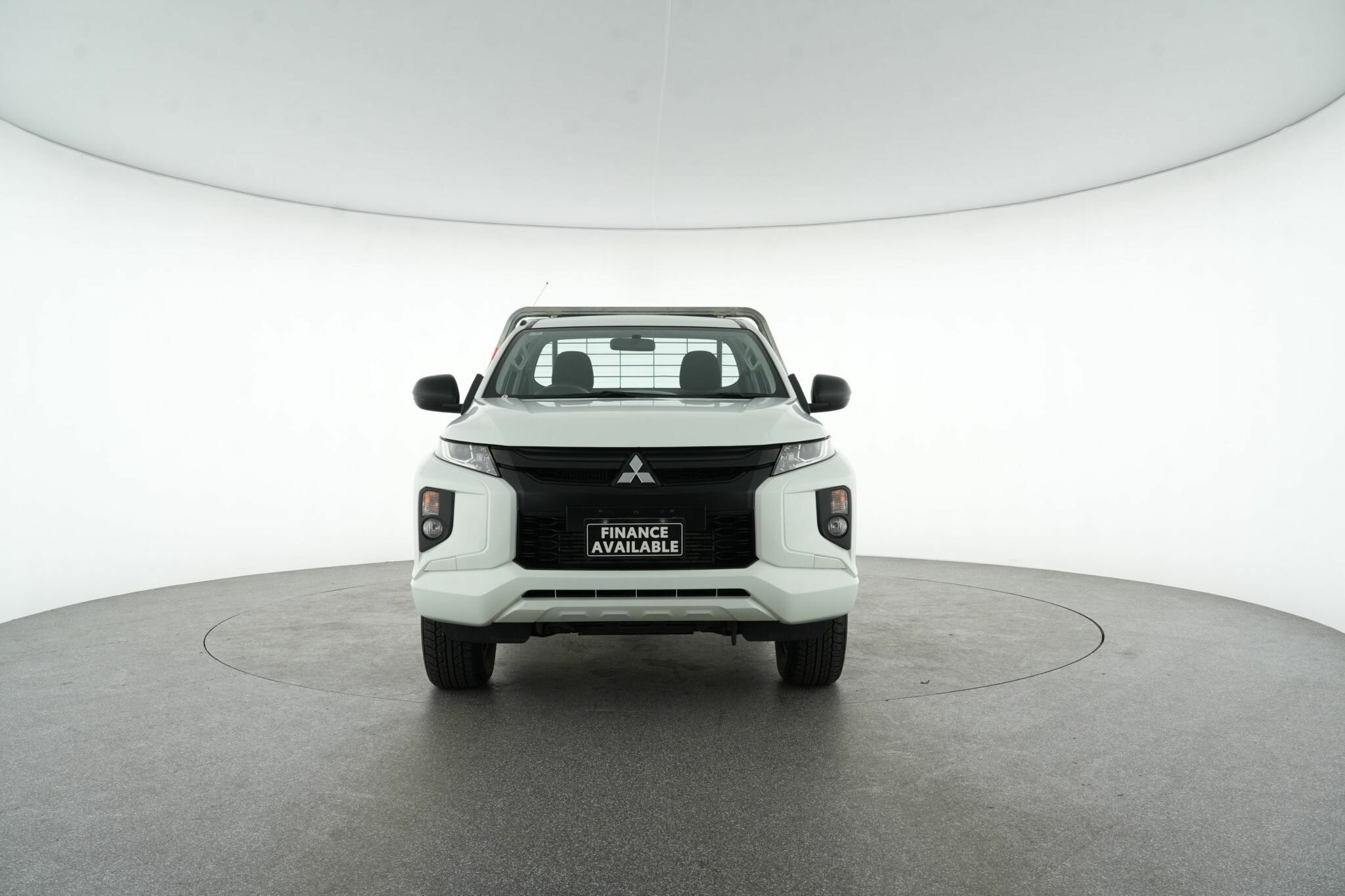 Mitsubishi Triton image 3