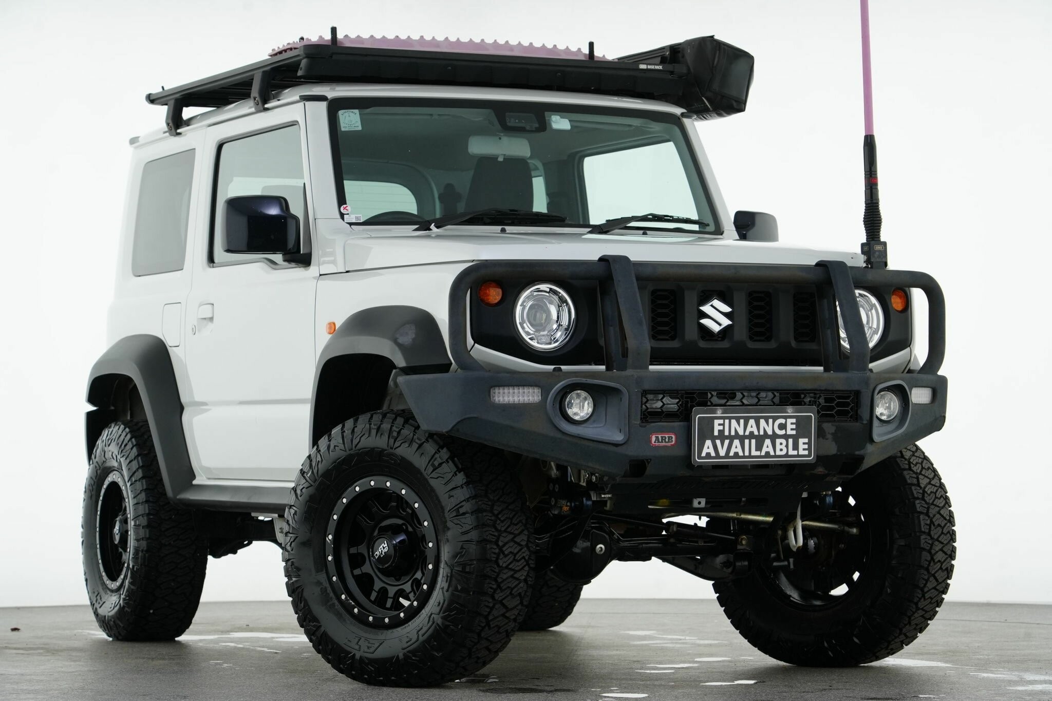 Suzuki Jimny image 1