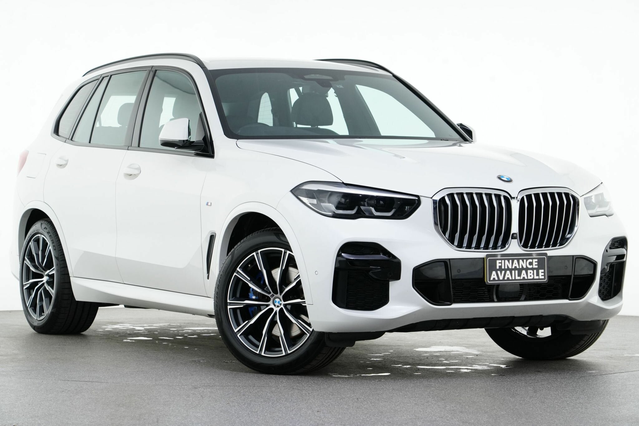 BMW X5 image 1