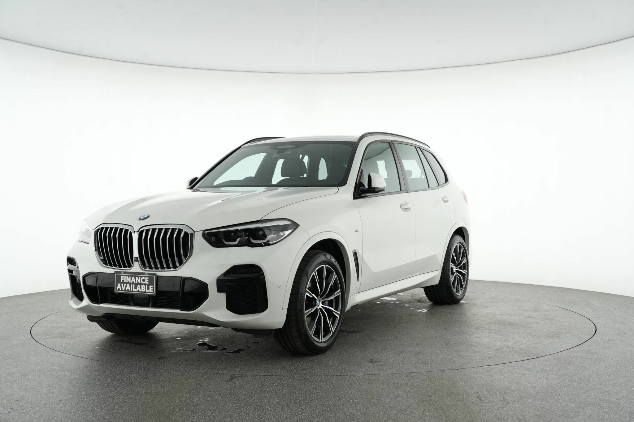 BMW X5 image 4