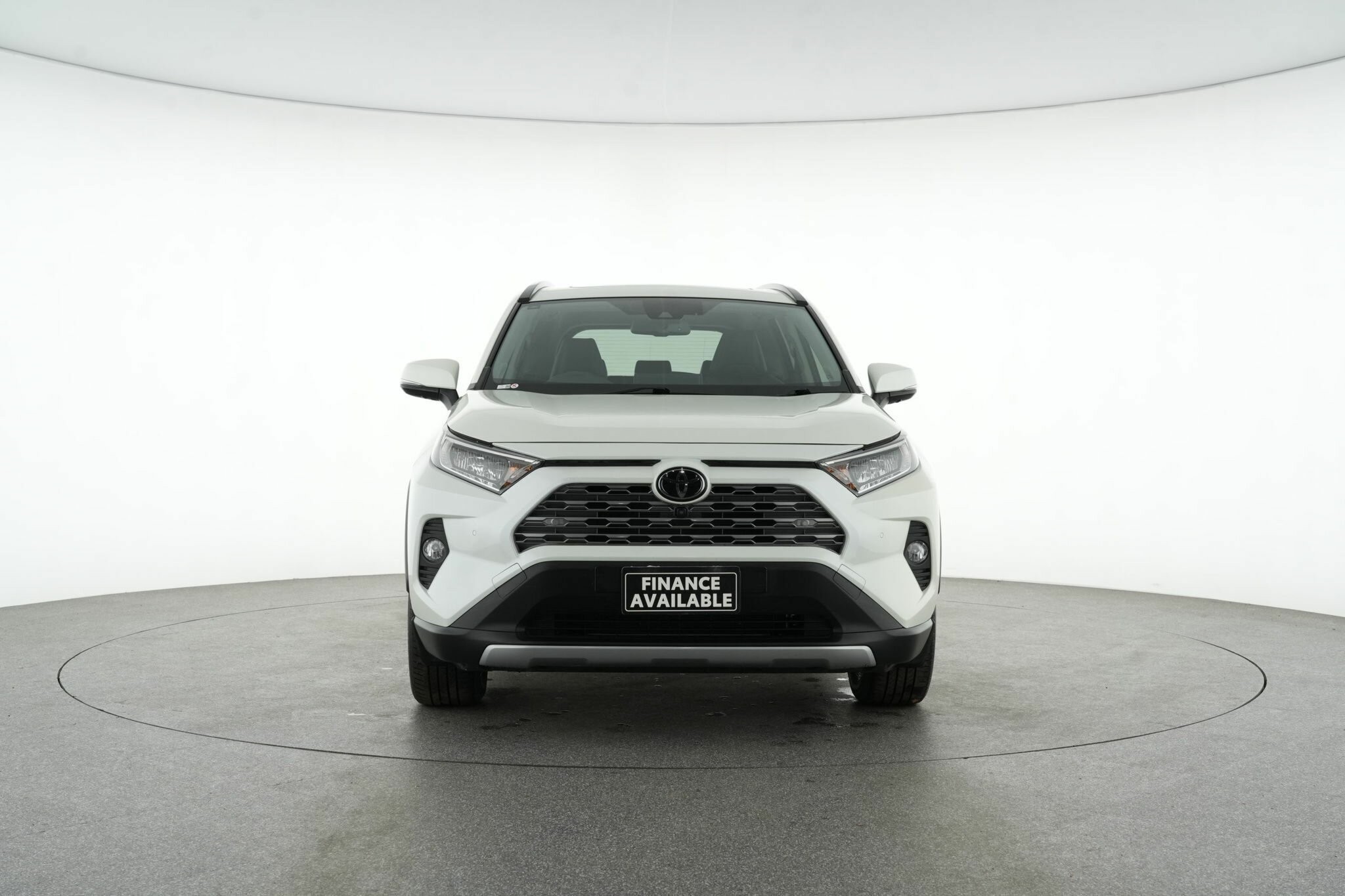 Toyota Rav4 image 3