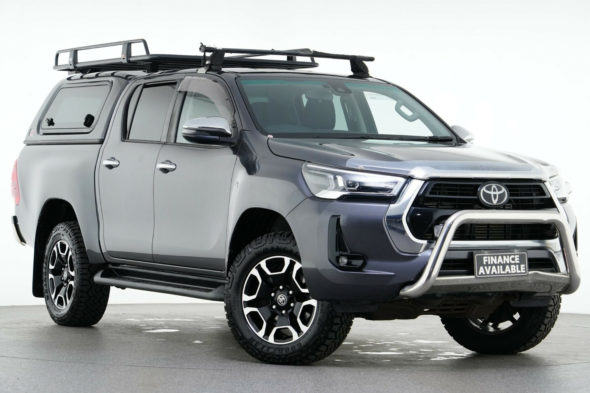 Toyota Hilux image 1