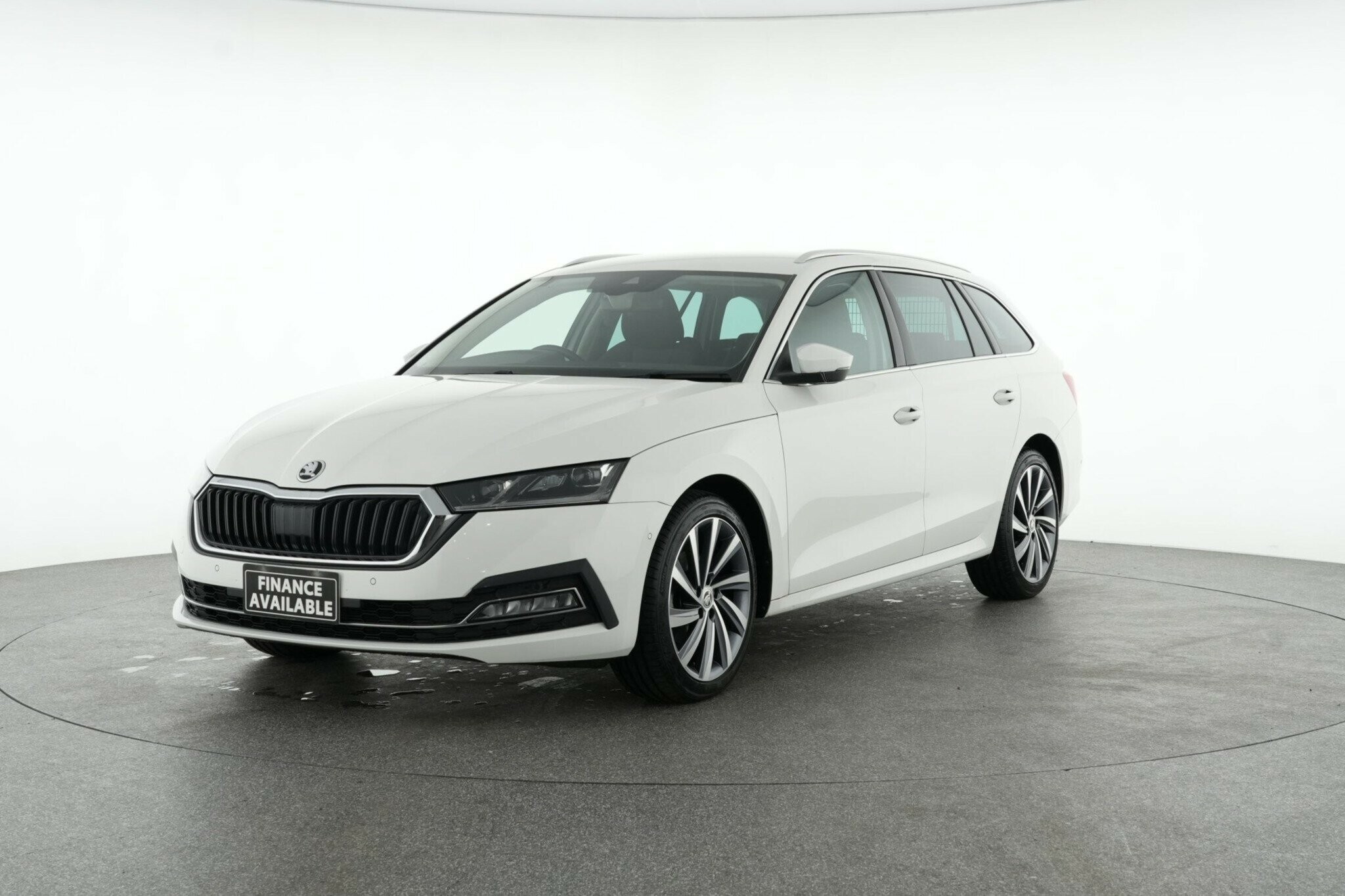 Skoda Octavia image 4