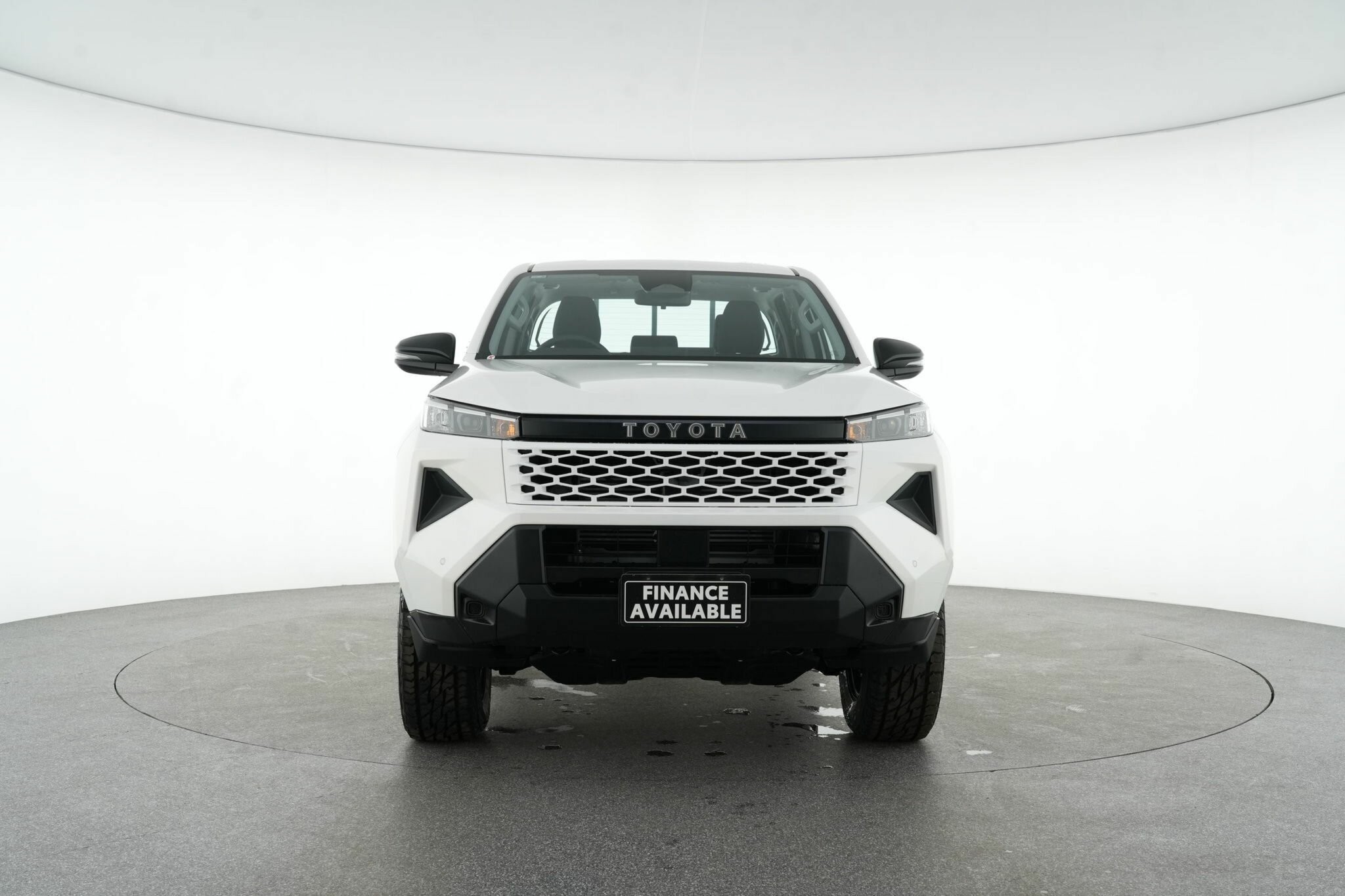 Toyota Hilux image 3