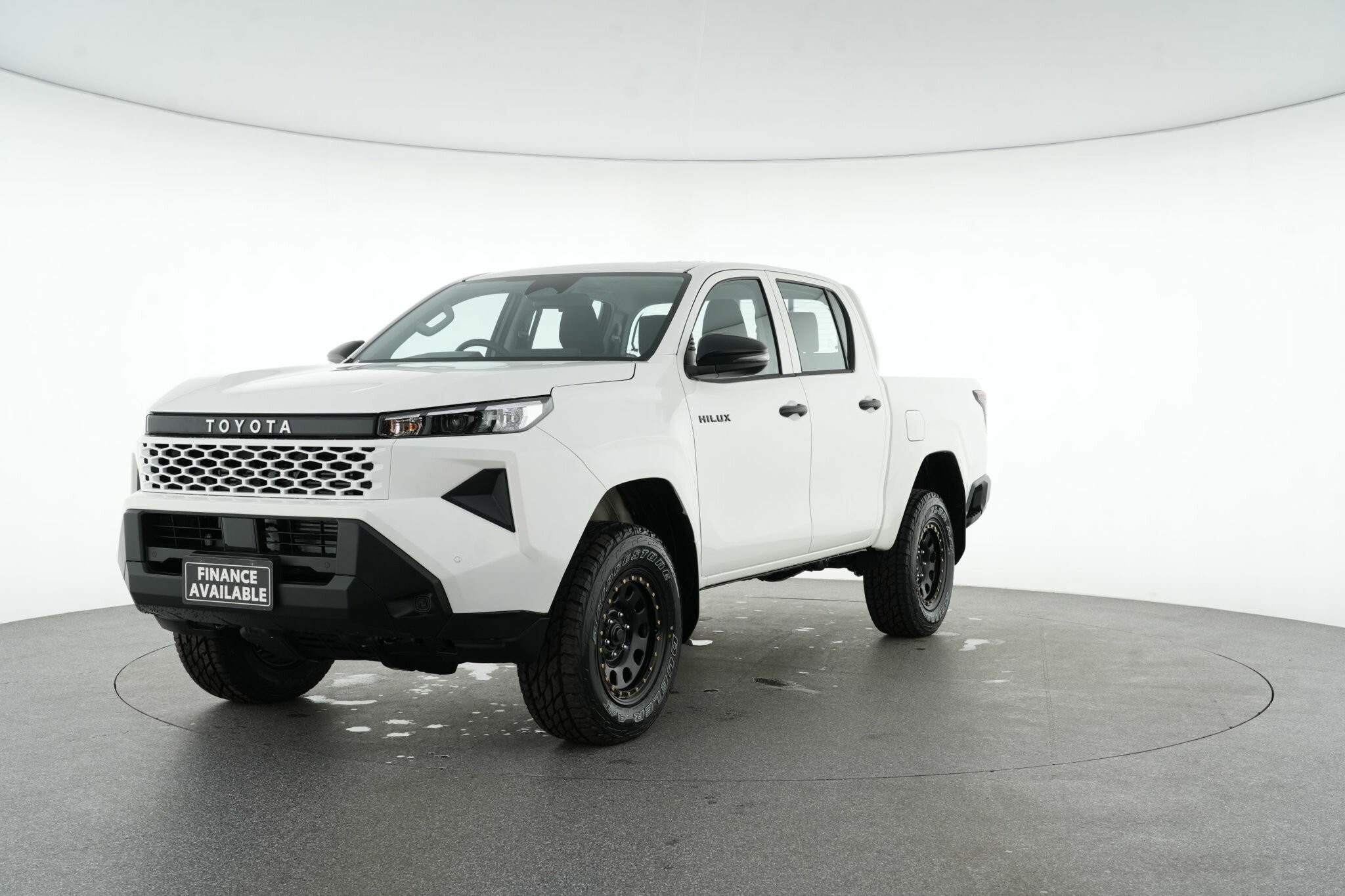 Toyota Hilux image 4