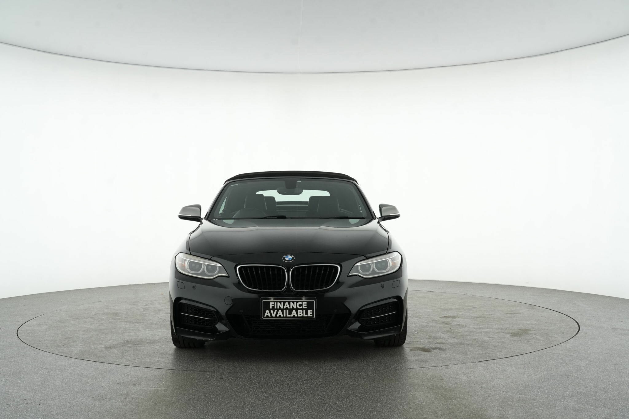 BMW 2 Series image 3